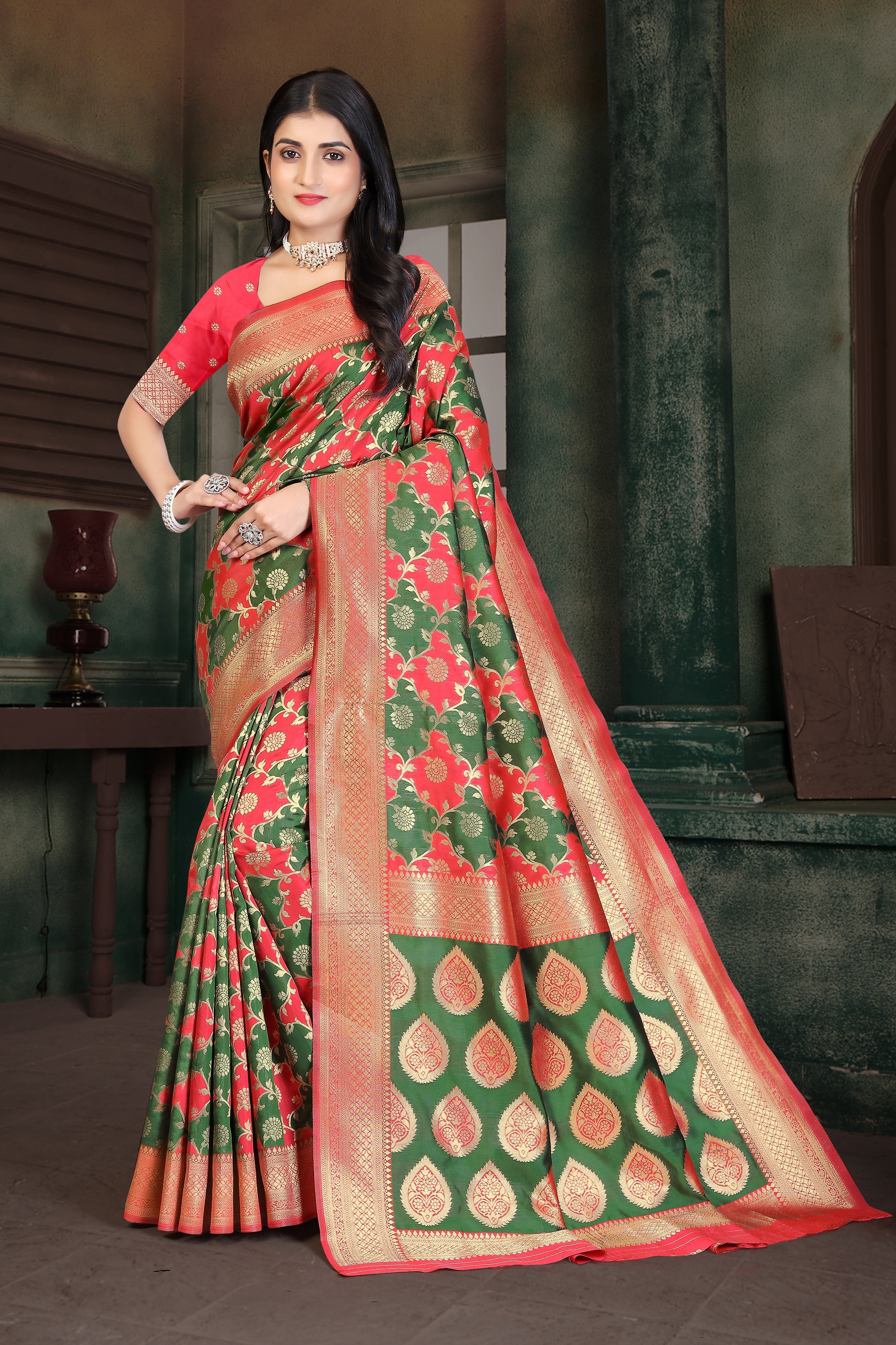 Tanmira New Dola Silk Banarasi Style with Zari Weaving Saree DC