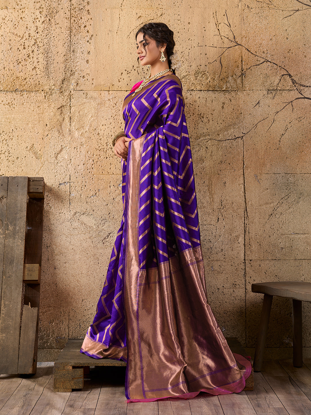 Tanmira New Dola Silk Shilpa Shetty-Inspired Bollywood Style With Banarasi Handloom Saree DC