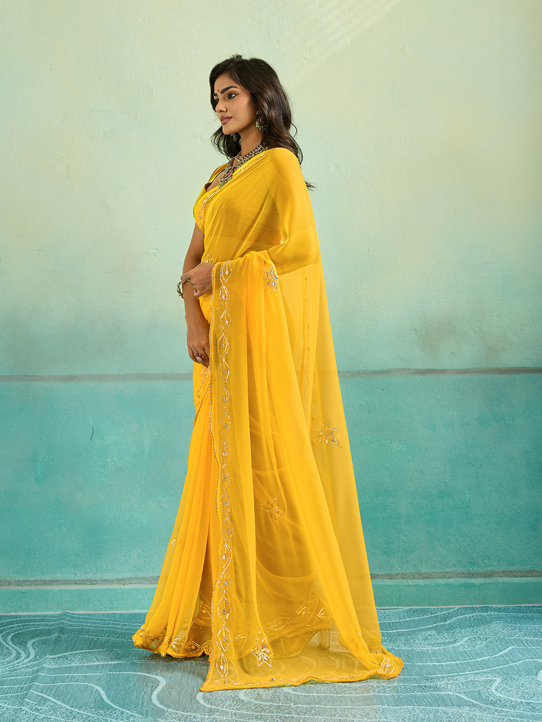Tanmira Latest Chiffon Bollywood Style Gotapatti Work Saree MHS
