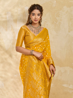 Buy New Elegant Bandhani Saree With Festive Wear Tanmira
