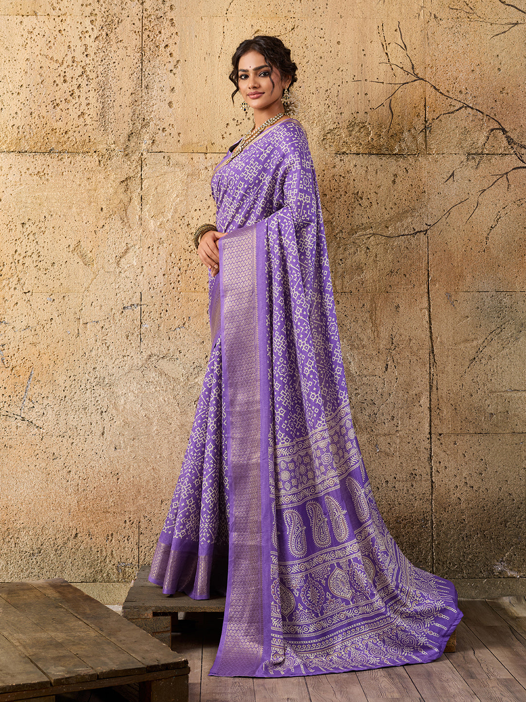 Tanmira New Cotton silk Ajrakh style With Ajrakh HandPrint Work Saree STL