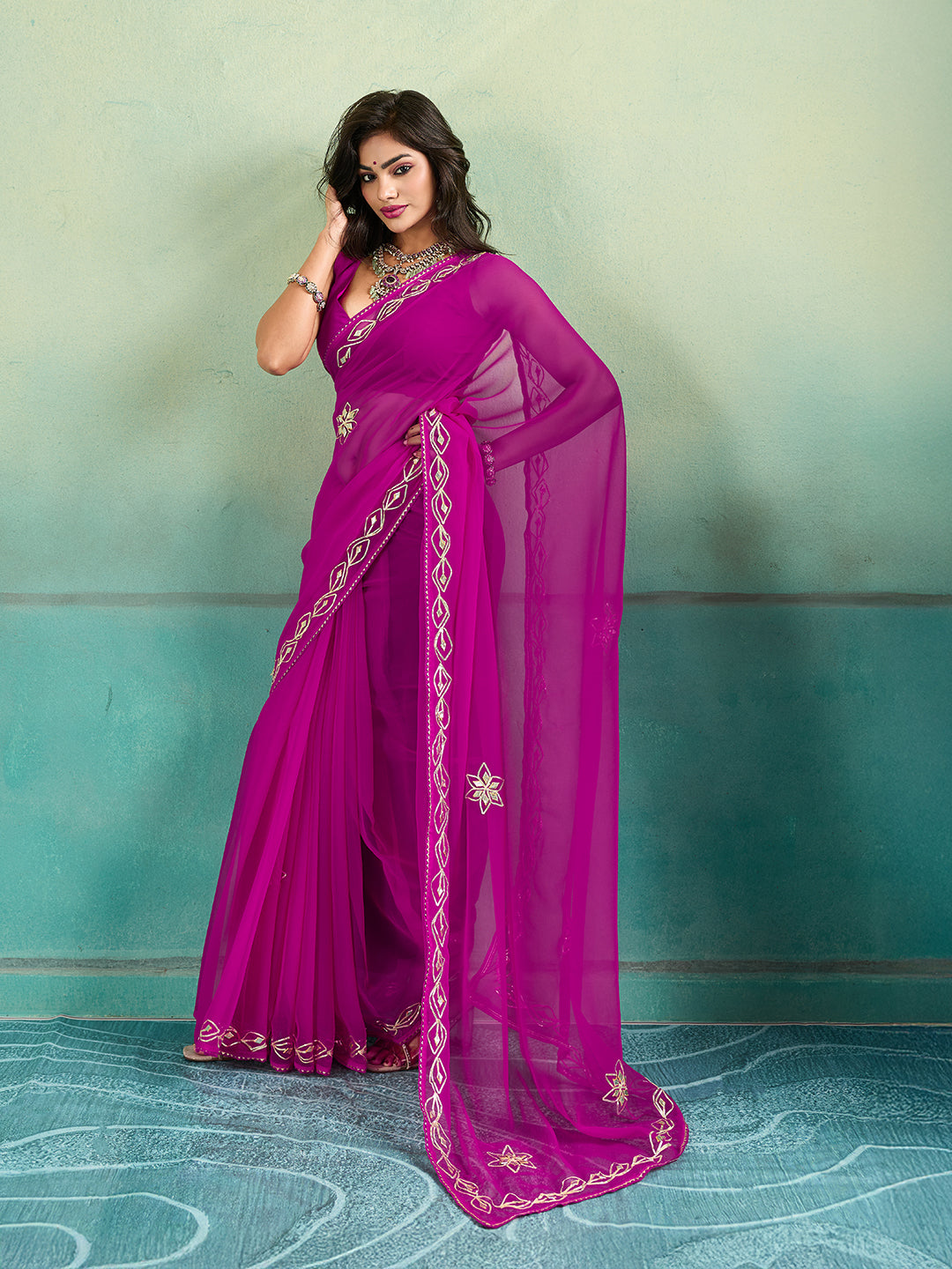 Tanmira New Beautiful Chiffon Bollywood Style Gotapatti Work Saree MHS