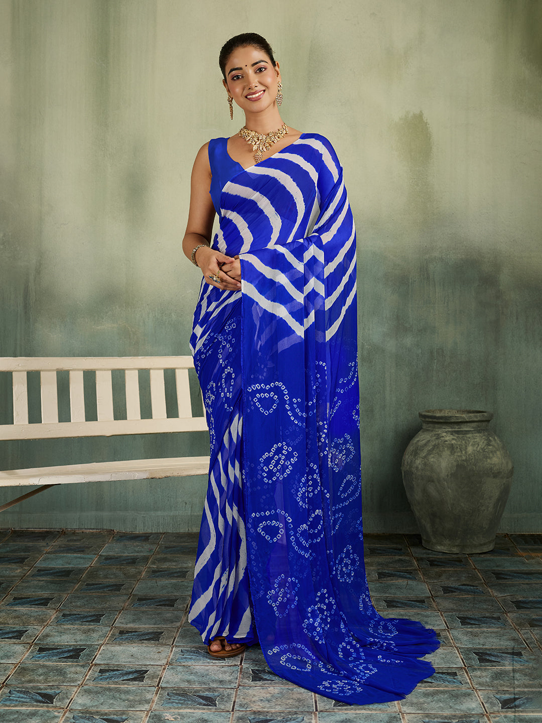 Tanmira New Beautiful Chiffon Saree with Classic Leheriya Pattern SUL
