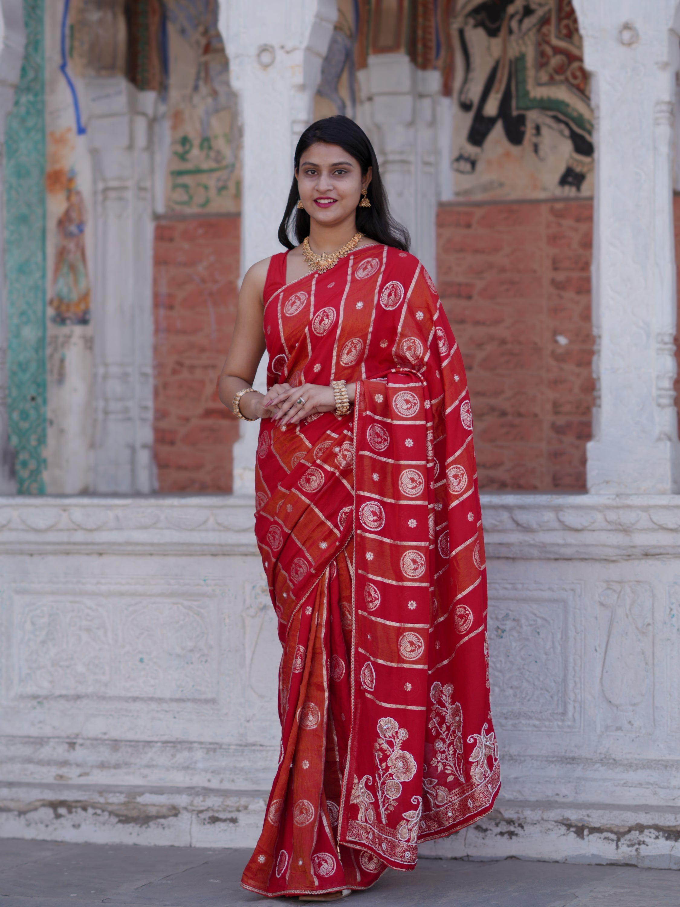 Buy Traditional Banarasi Style Saree With Elegant White Cutdana Work Tanmira image 3