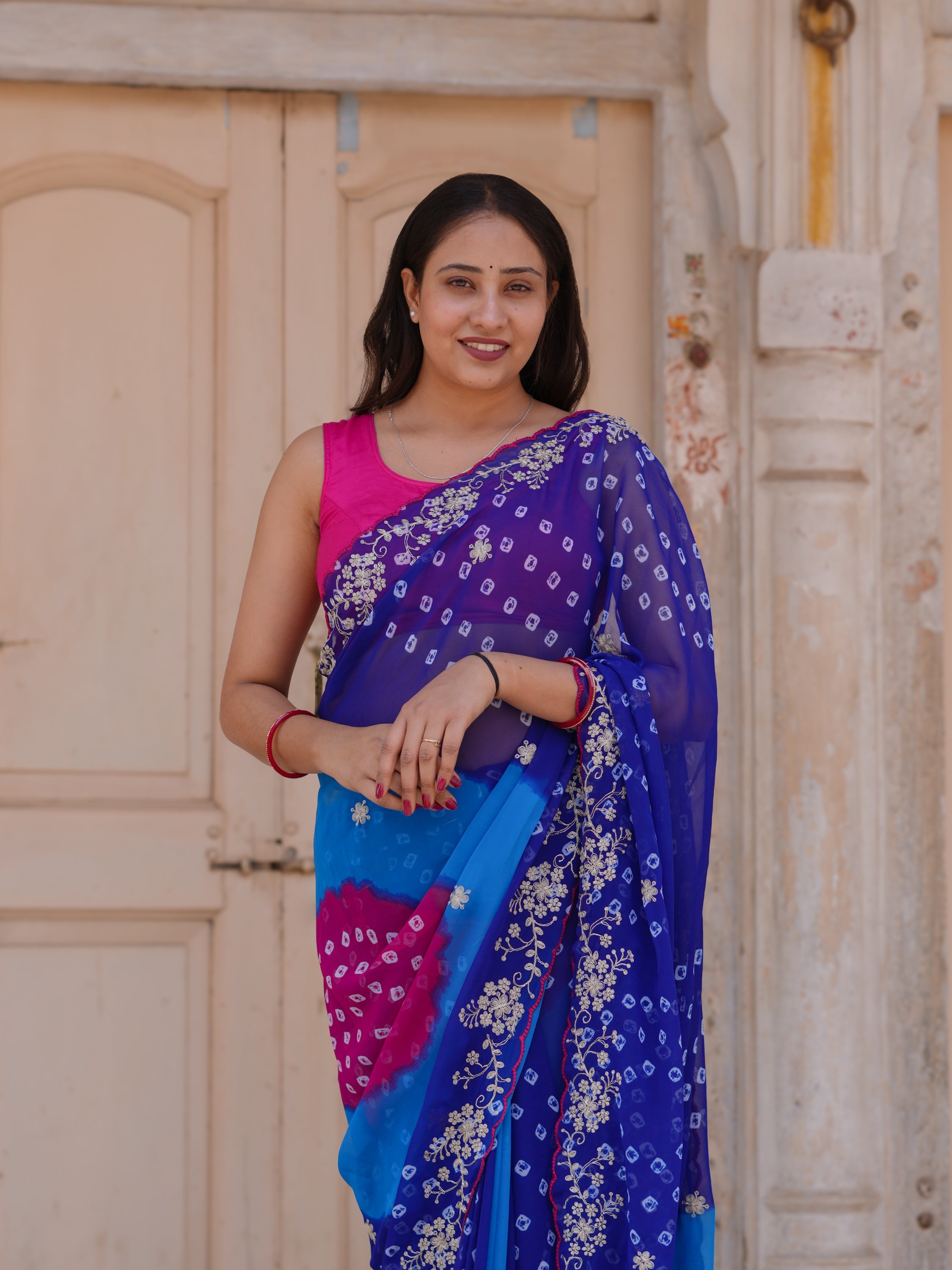 Buy Bandhani Saree With Festive Wear Tanmira Image 2