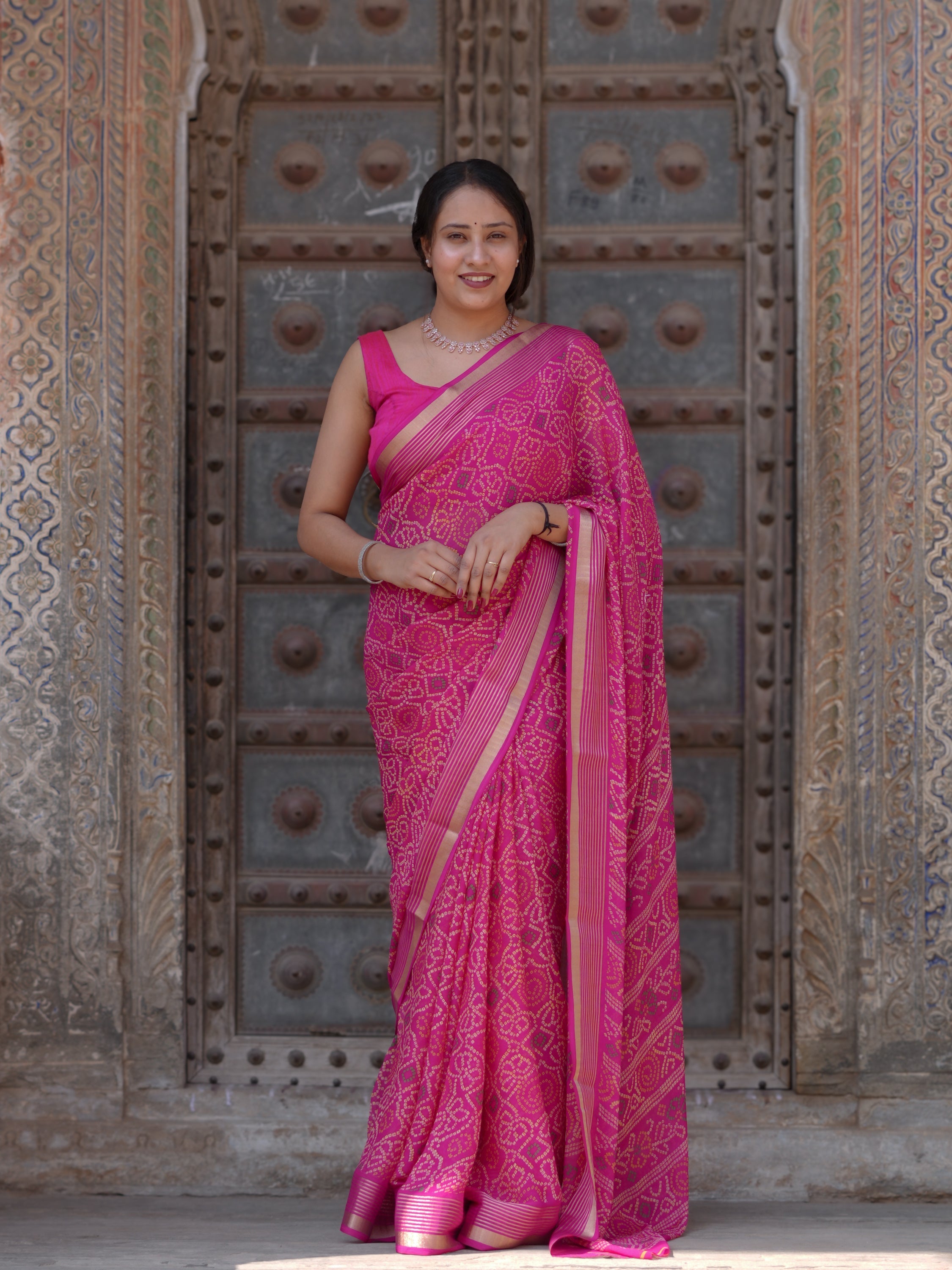 Buy Stylish Bandhani Chiffon Saree Tanmira Image 1