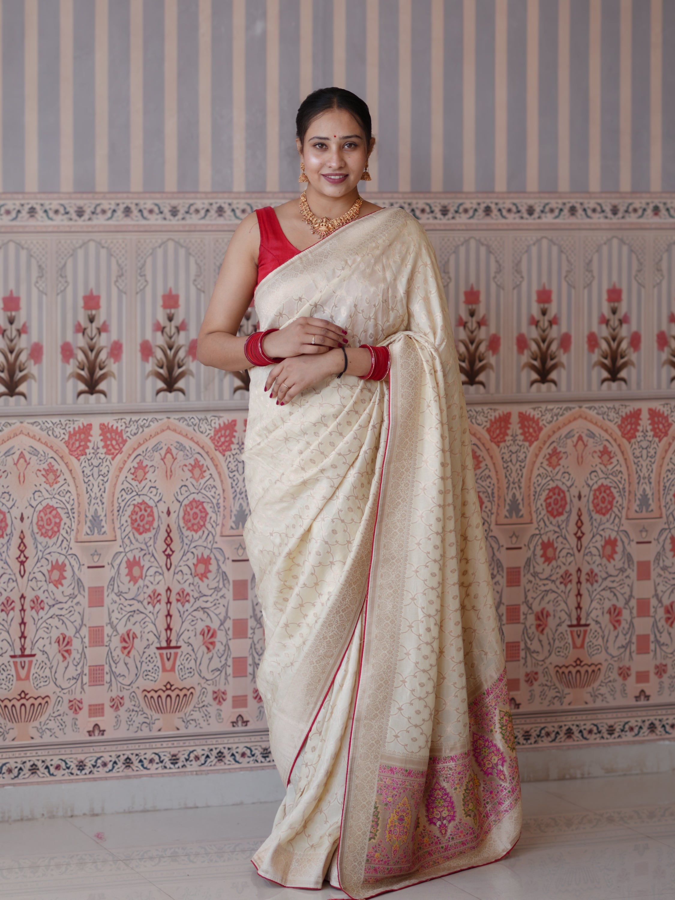 Buy Banarasi Pattern Saree With Dola Silk Tanmira Image 1