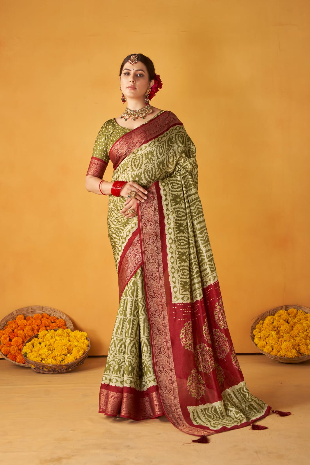 Tanmira New Patan Patola silk Handloom Banarsi Border Weaving Meenakari Saree VML