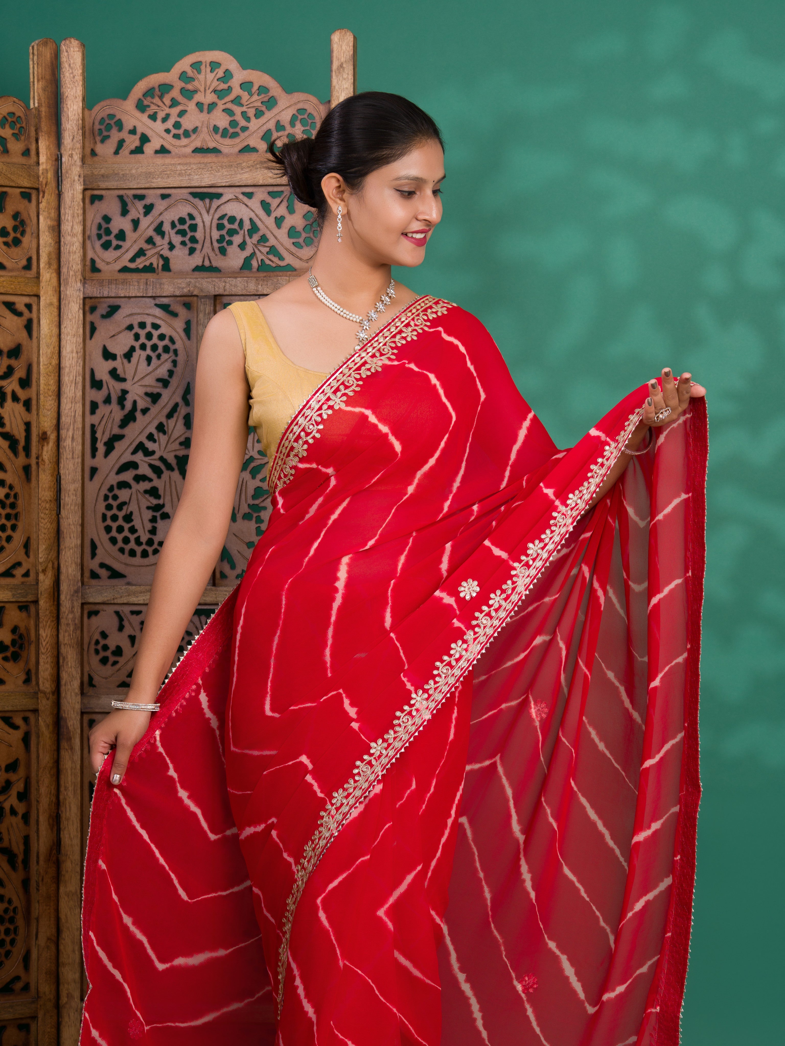 Tanmira New Chiffon Leheriya Style Wih Gotapatti Work Saree SWA