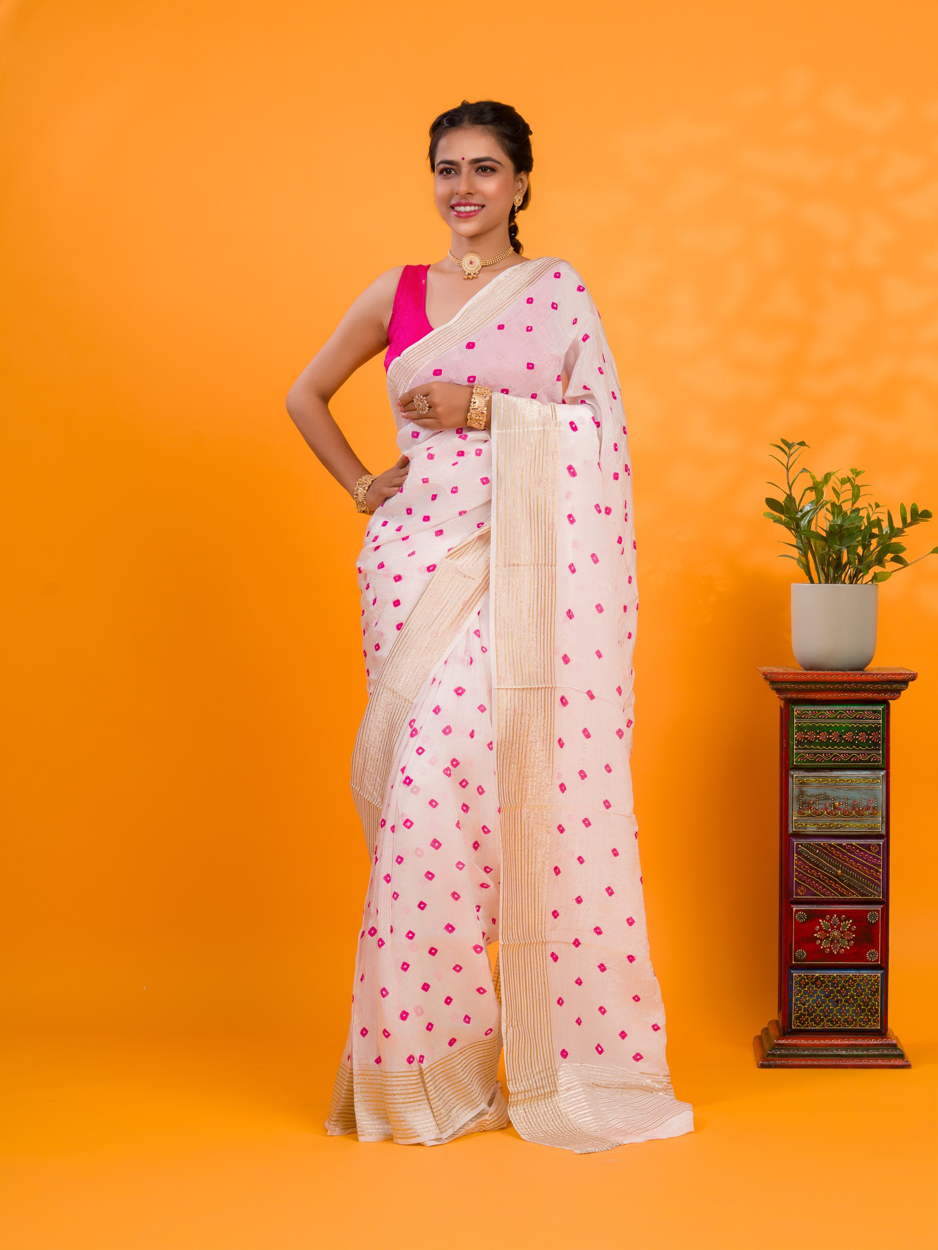 Tanmira New Simple & Stylish Bandhani Saree in Chinon Silk Fabric CHAND
