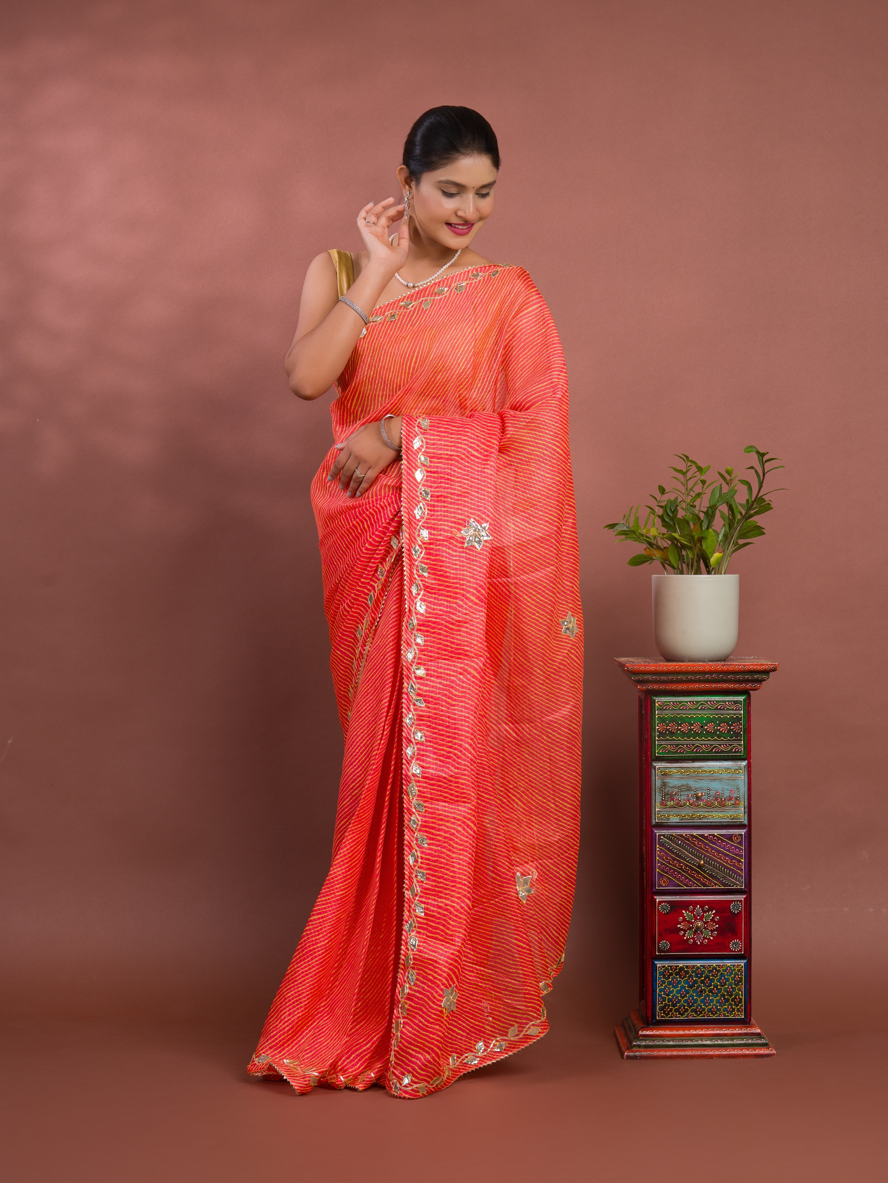Leheriya Style With Gotapatti Work Saree uner 2000