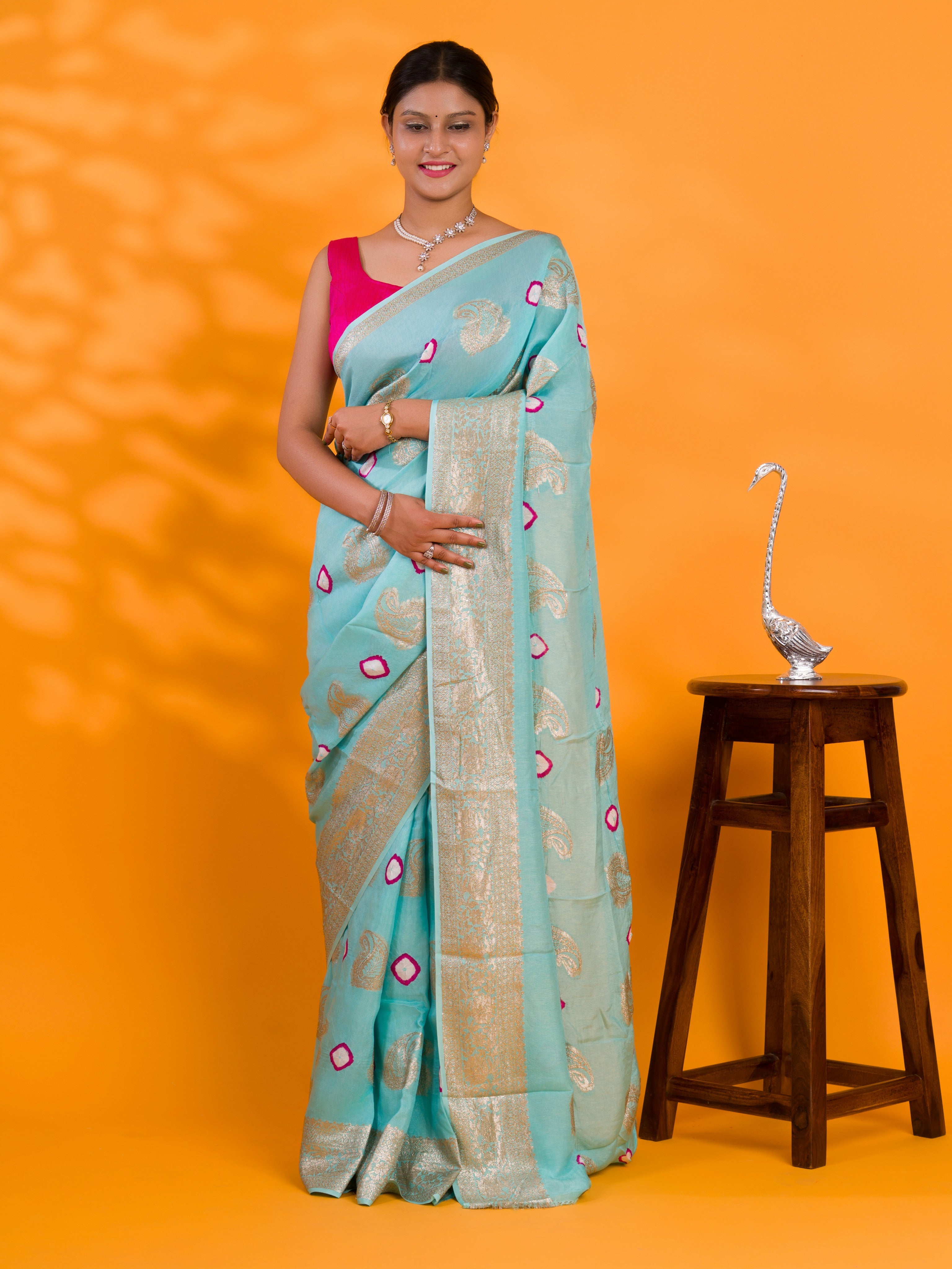 Tanmira Special Dola Silk Bandhani Zari Weaving Work Saree RTK