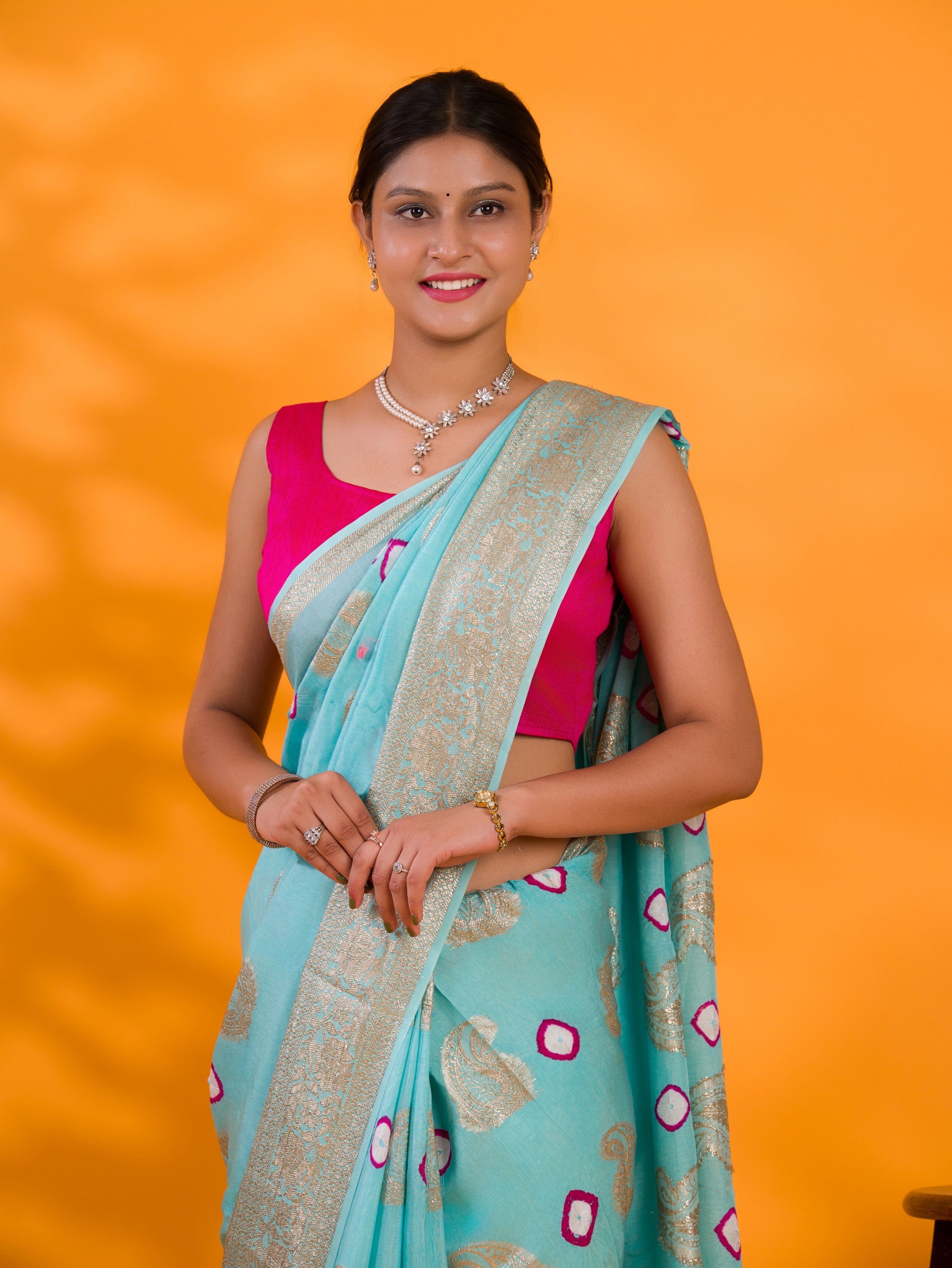 Tanmira Special Dola Silk Bandhani Zari Weaving Work Saree RTK