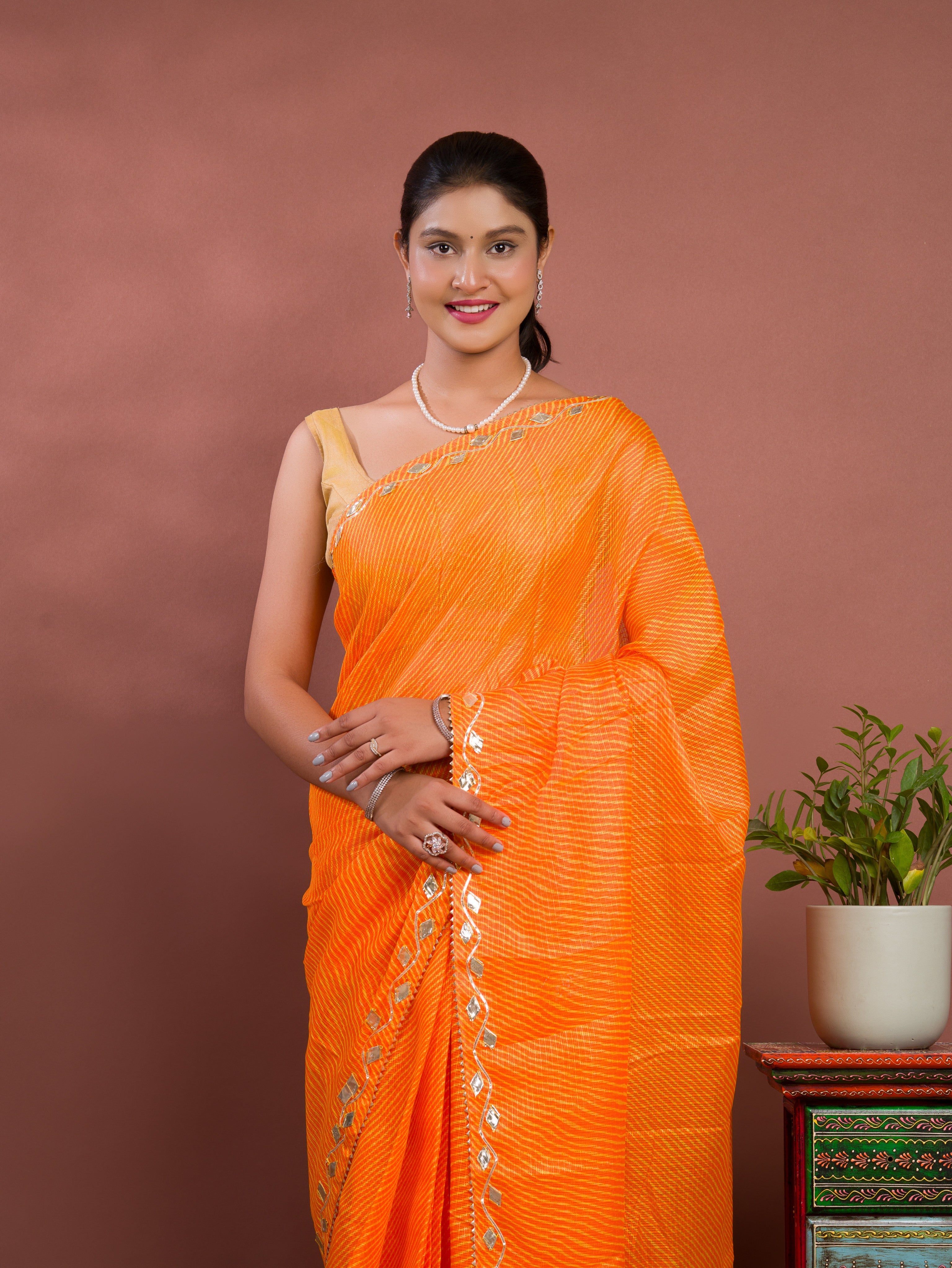 Leheriya Style With Gotapatti Work Saree uner 2000
