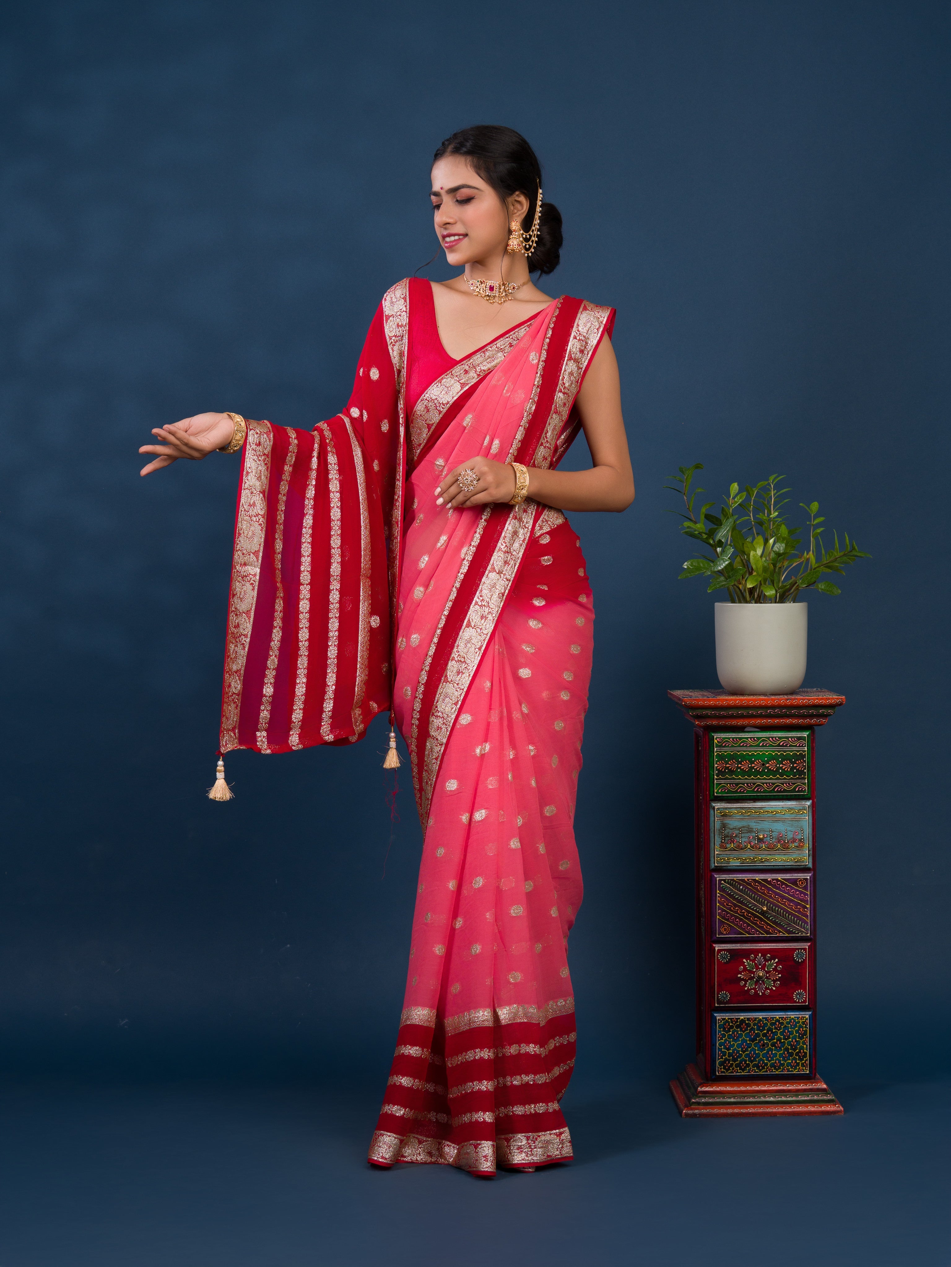 Tanmira Pure Georgette Jaipuri Tie Dye Zari Weaving Saree