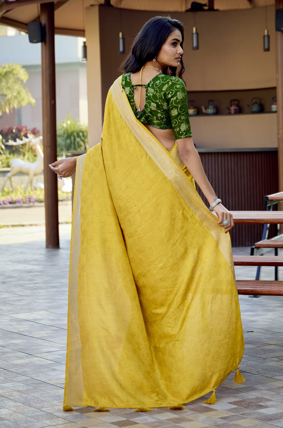 Tanmira New Trendy Bollywood Style Saree in Rich Dola Silk Fabric STR