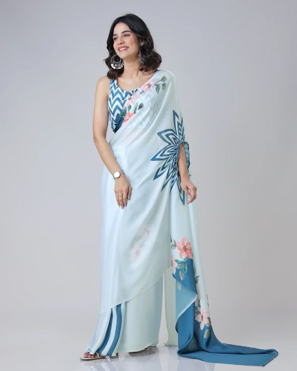 Tanmira New Blue Blossom Bollywood Party Wear Saree in Crepe Silk Fabric STR