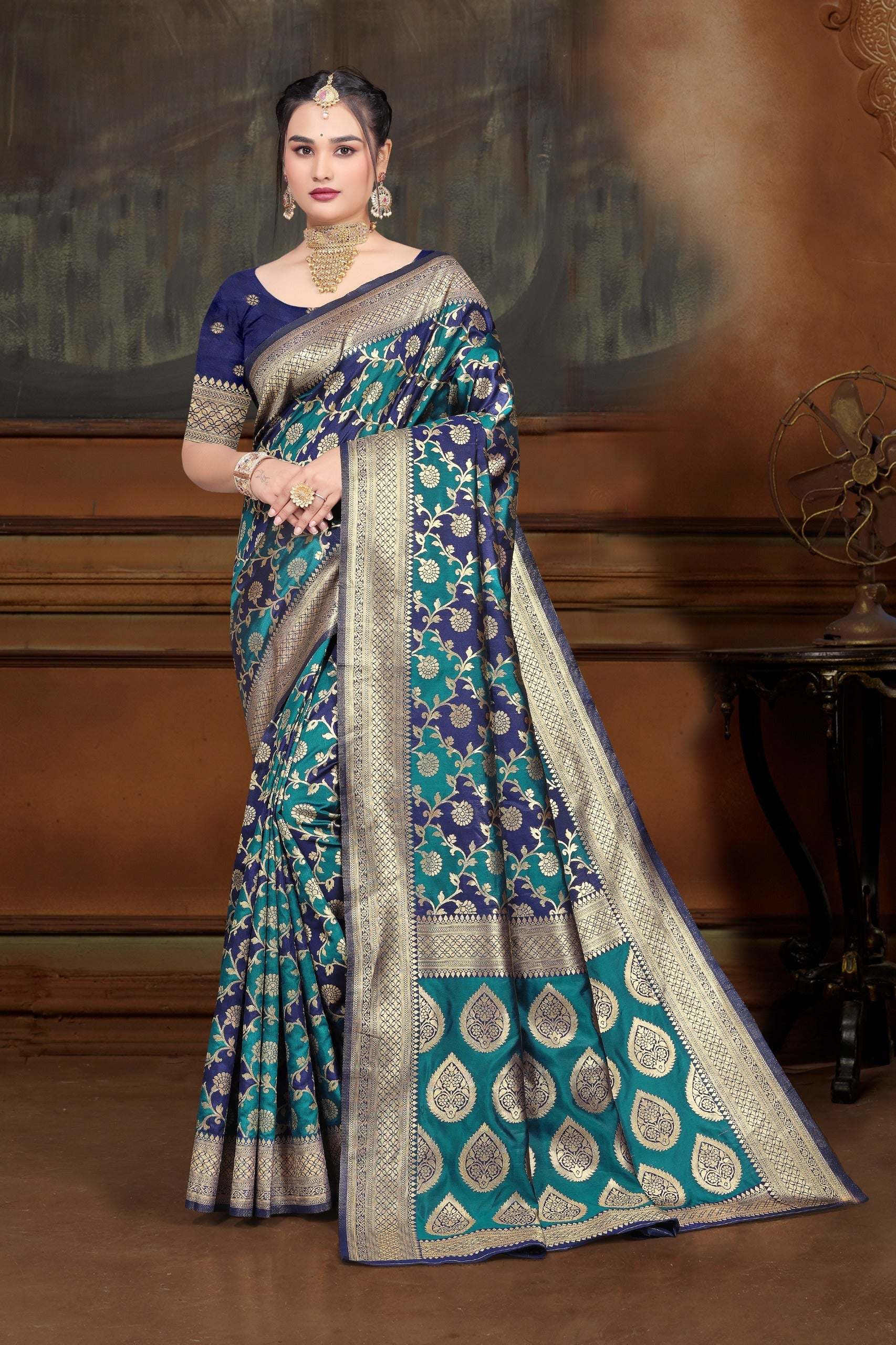 Tanmira New Latest Dola silk Banarasi Style with Zari Weaving Saree DC