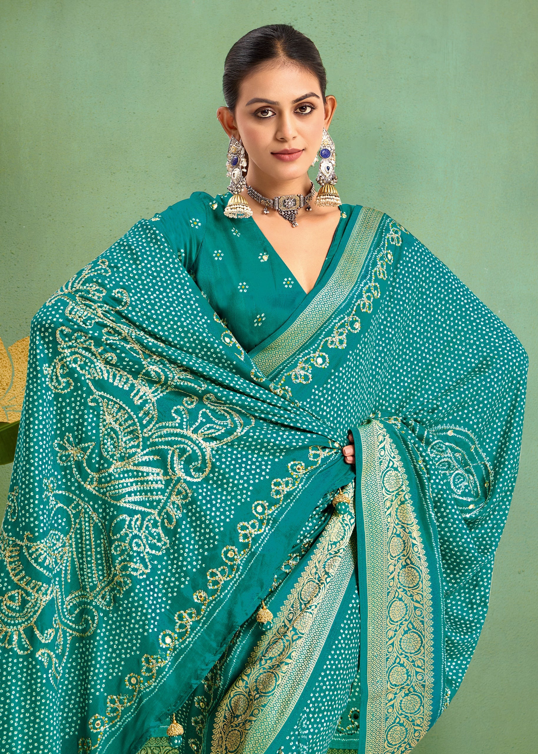 Tanmira New Beautiful Dola silk Bandhani Print Gotapatti Aaritari work Saree Green GAN
