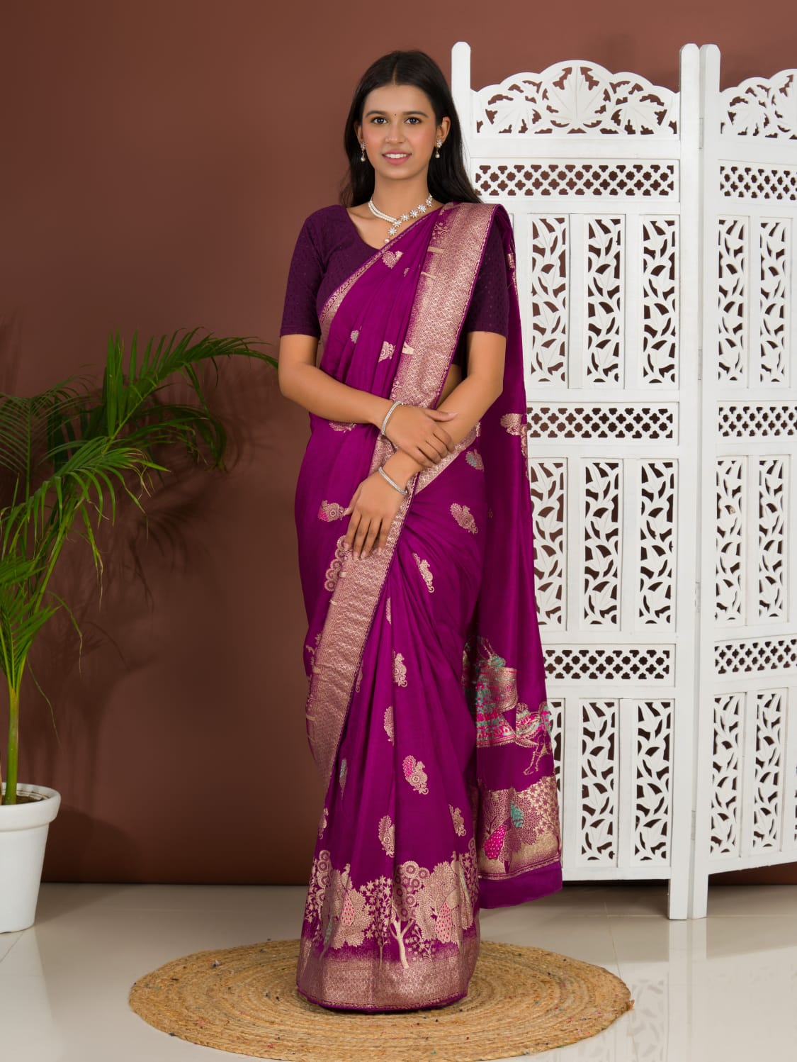 Tanmira Beautiful New Munga Silk Banarsi Zari Weaving With Havey Pallu Saree DC