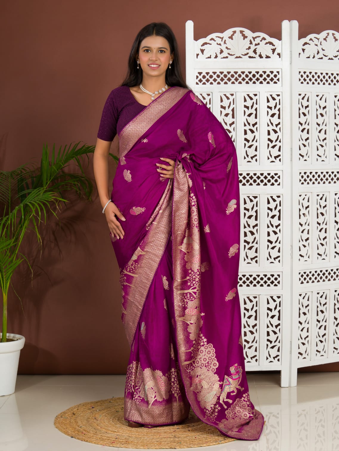 Tanmira Beautiful New Munga Silk Banarsi Zari Weaving With Havey Pallu Saree DC