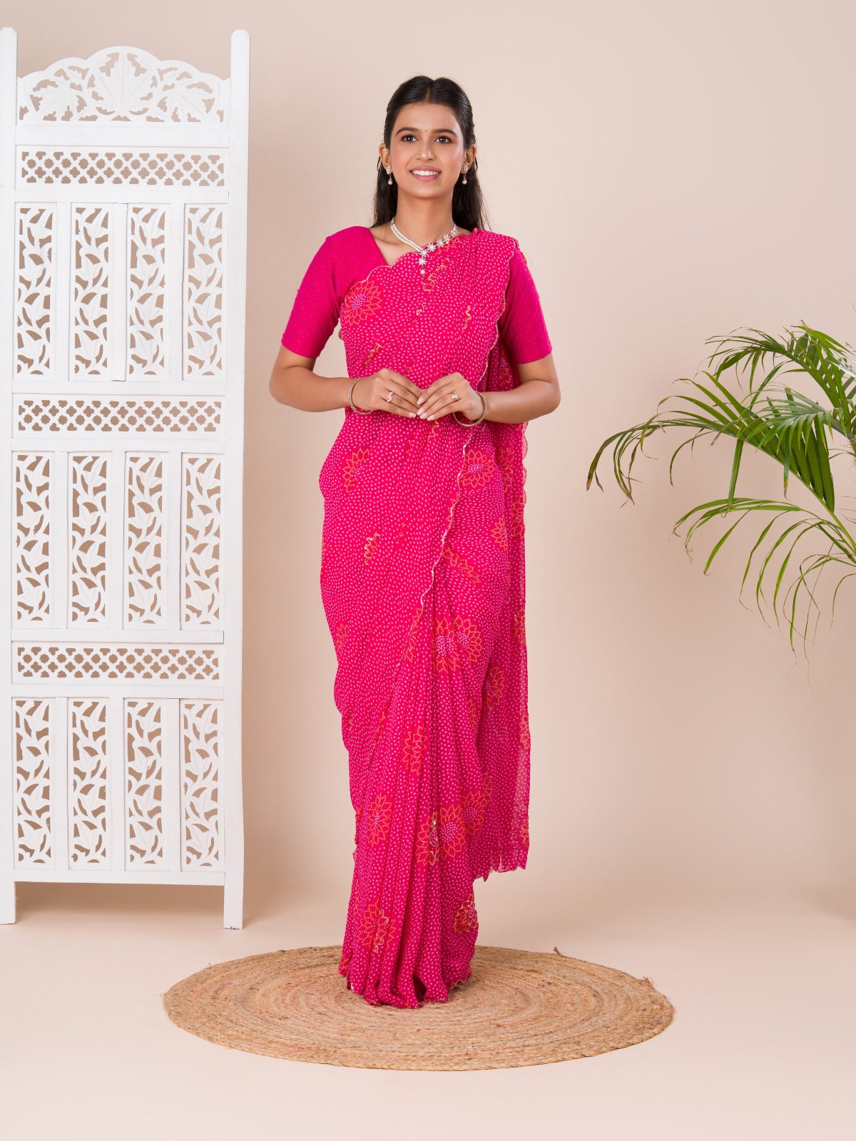 Tanmira Beautiful Bandhani Chiffon Aari Tari Work Saree SWA