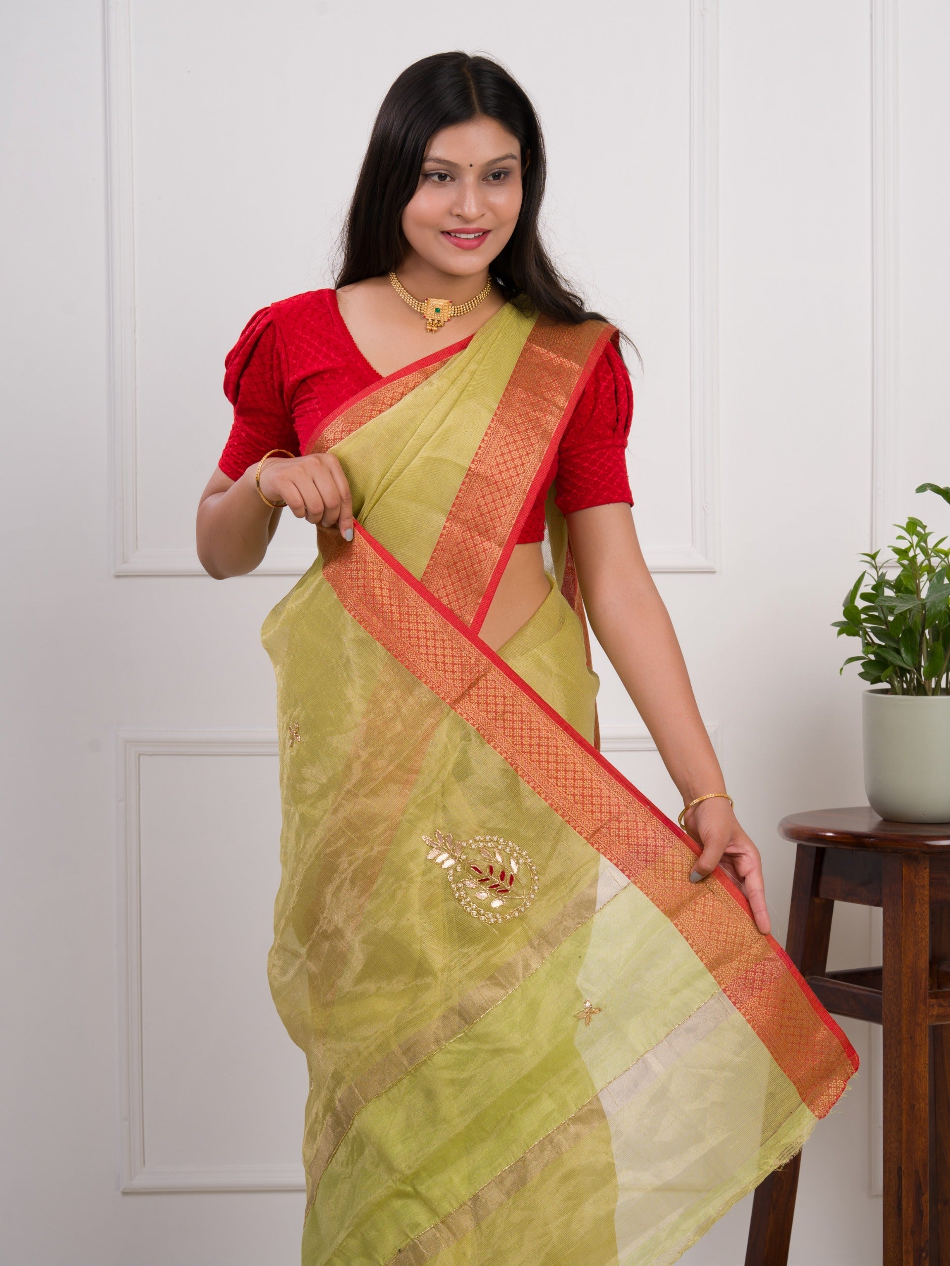 Tanmira Pure Maheshwari Banarasi Kota doriya Gotapatti Saree SWA