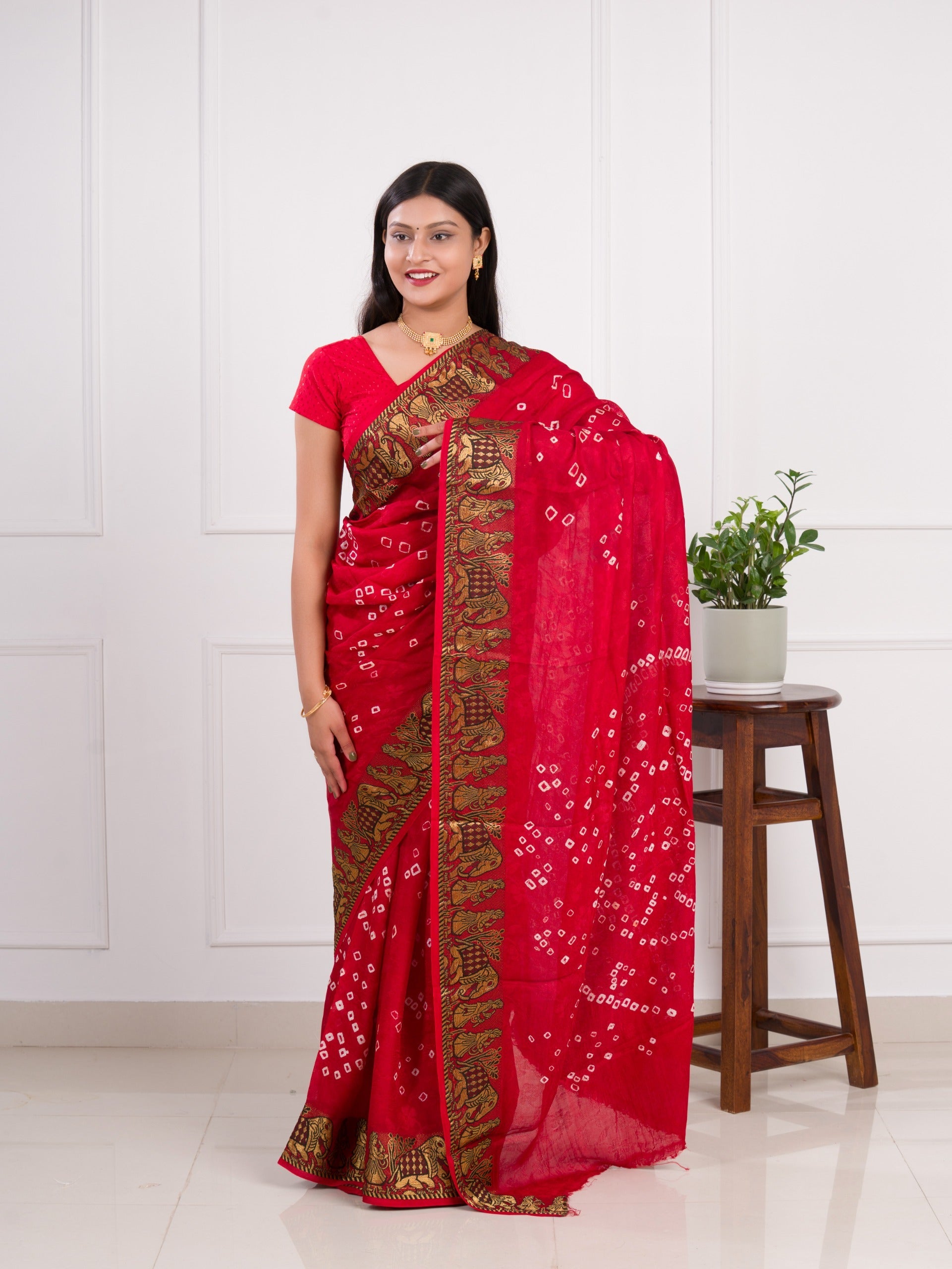 Tanmira Handmade Bandhej Bandhani Viscos Silk Saree