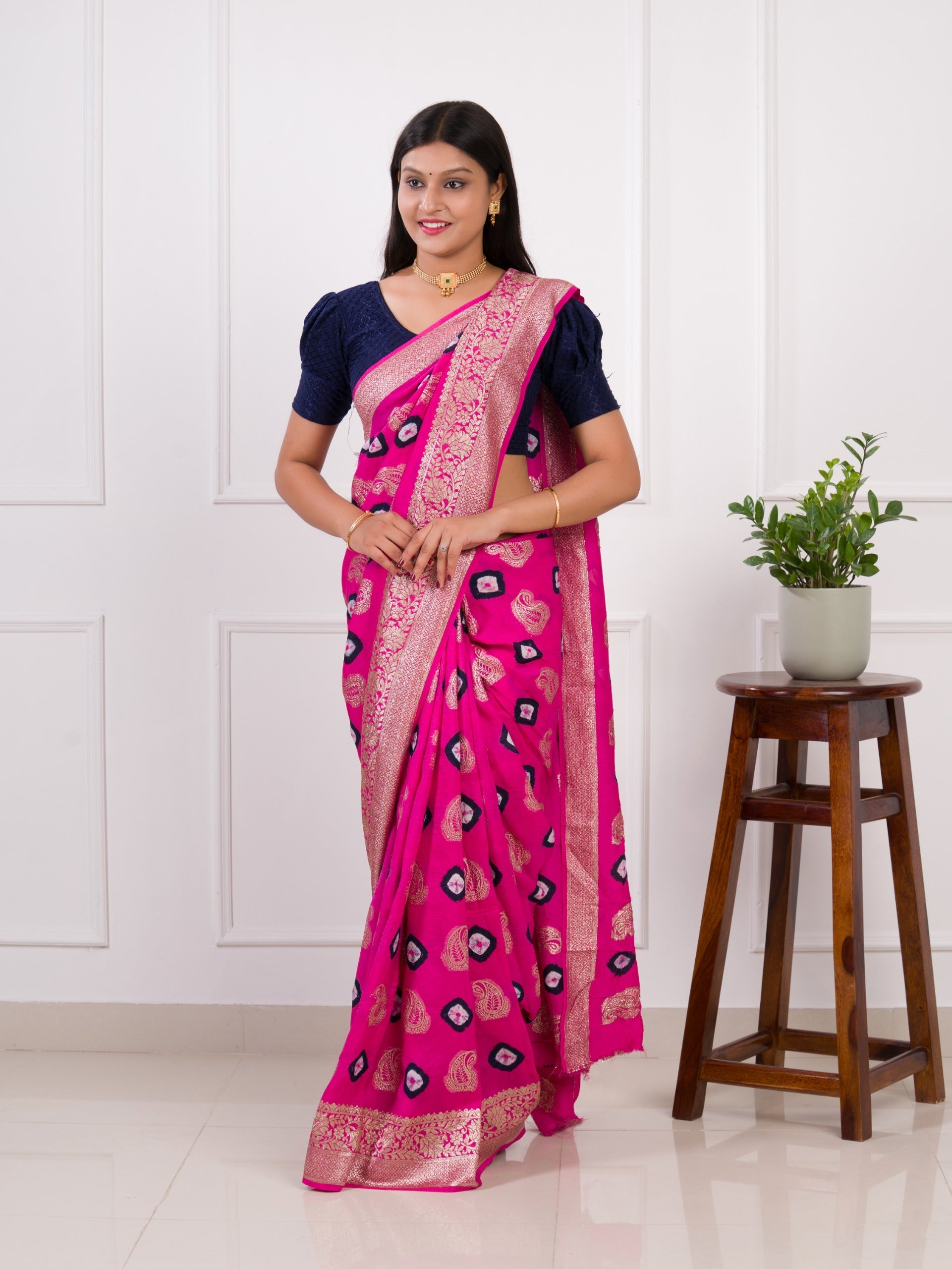 Dola Silk Bandhani Zari Weaving Work Saree in pink colour