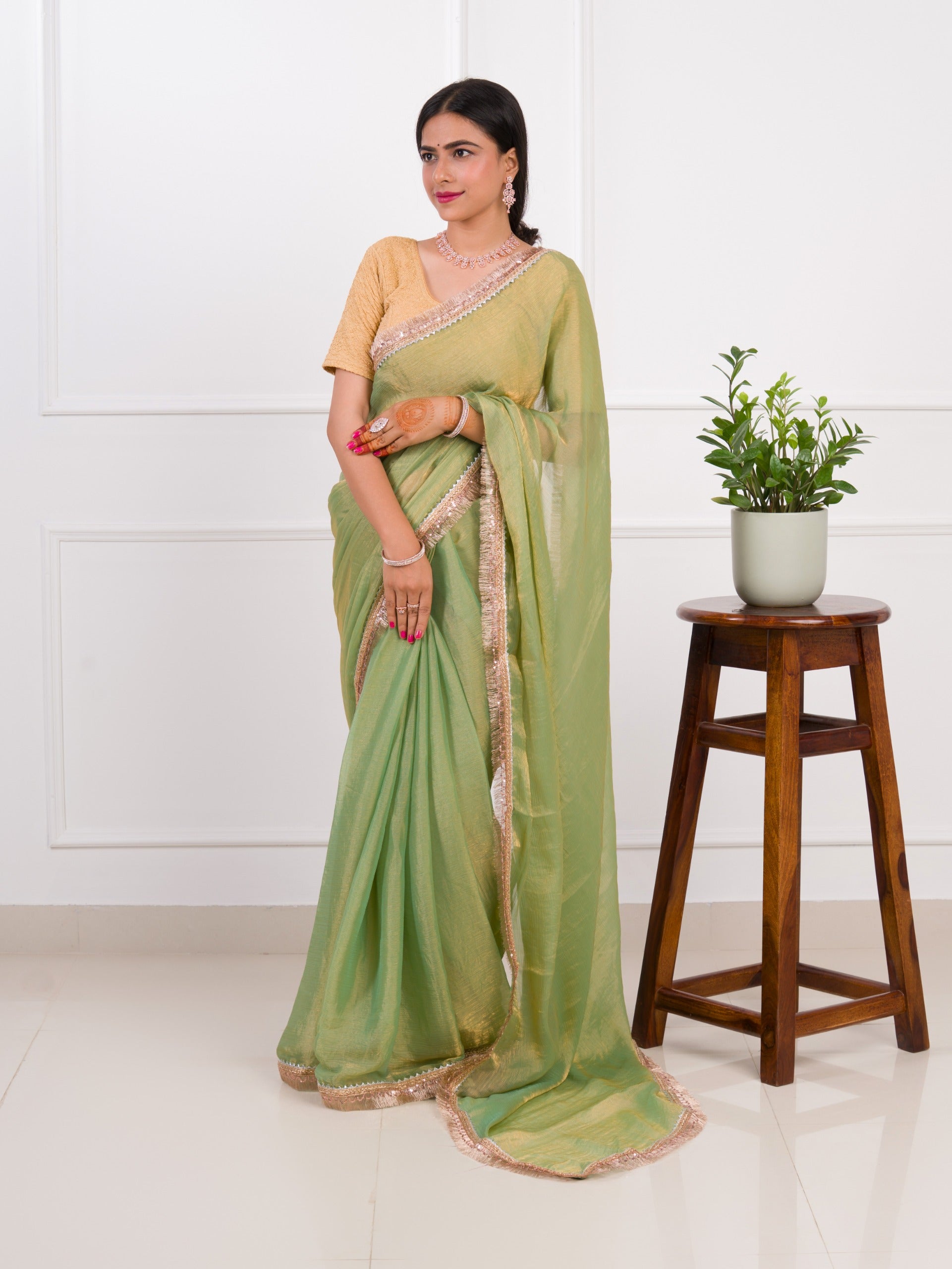 Tanmira New Chiffon Bollywood Style With Zari border Work Saree VJT