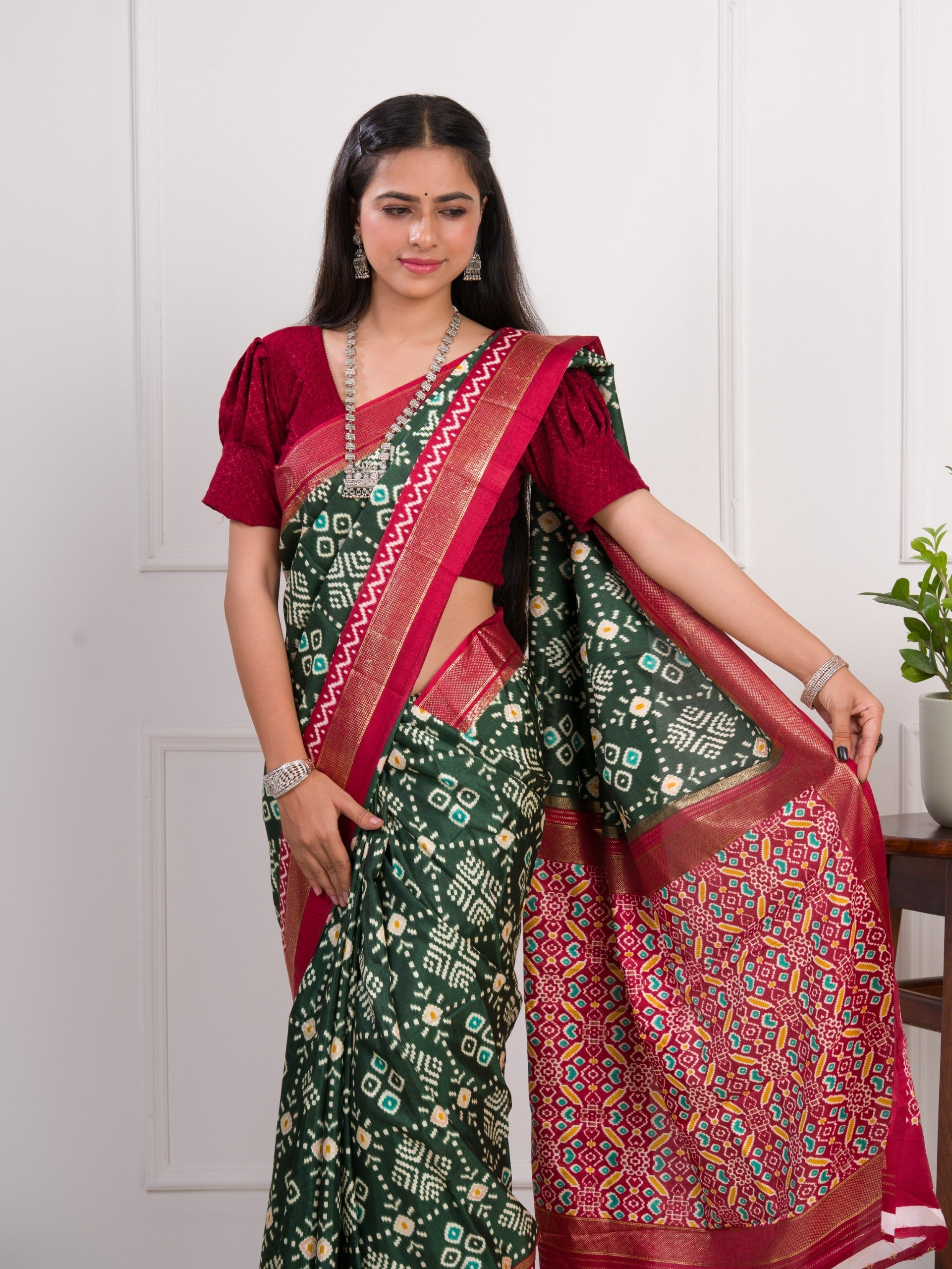 Tanmira New Pashmina Cotton Silk Printed Saree SWA