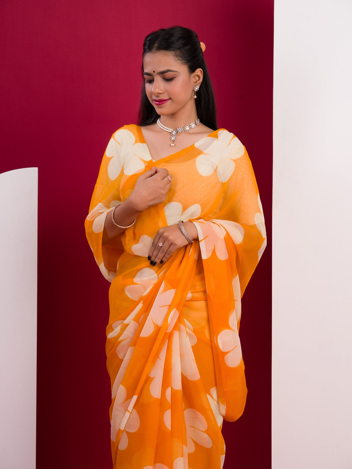 Georgette Flower Printed Style Saree for causal wear under 1000