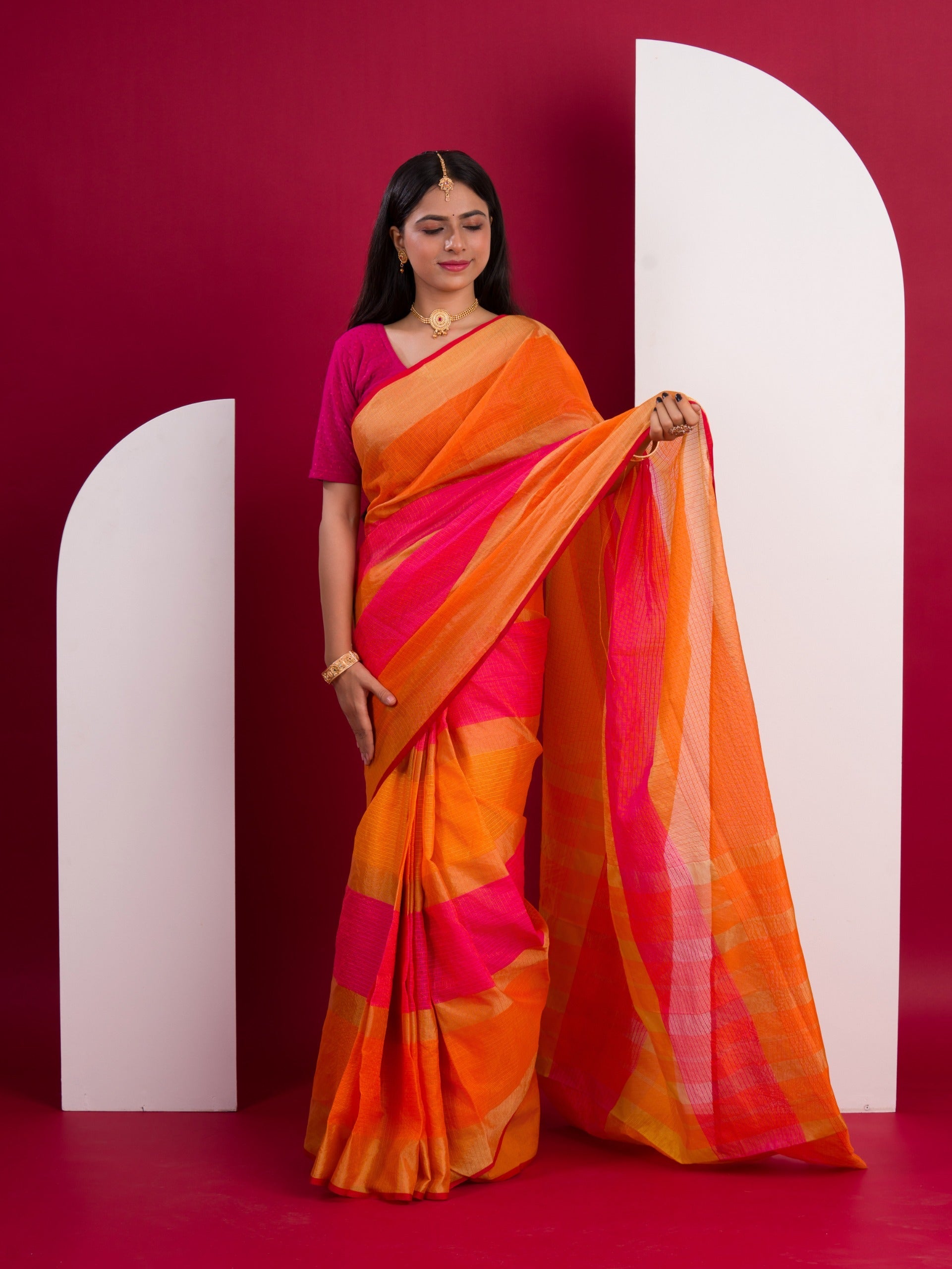 Tanmira Superhit Collection Beautiful Cotton Zari Weaving Saree
