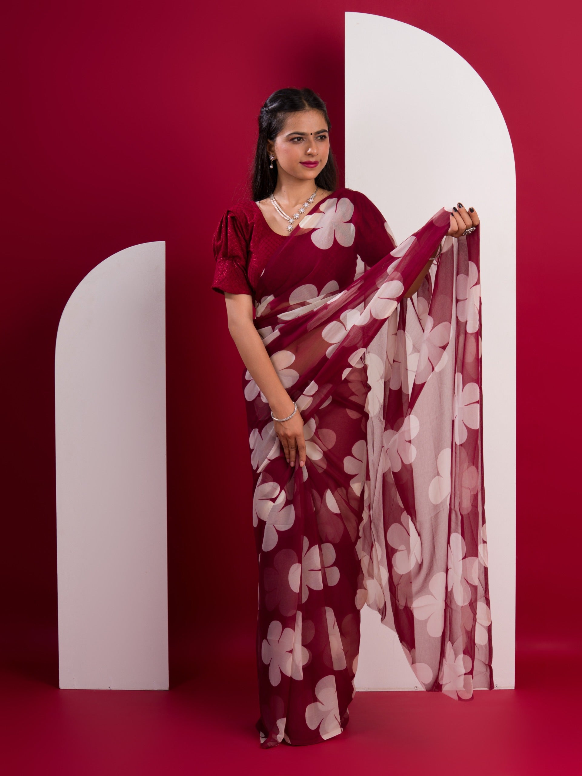 Tanmira Beautiful New Pure Georgette Flower Printed Style Saree SUN