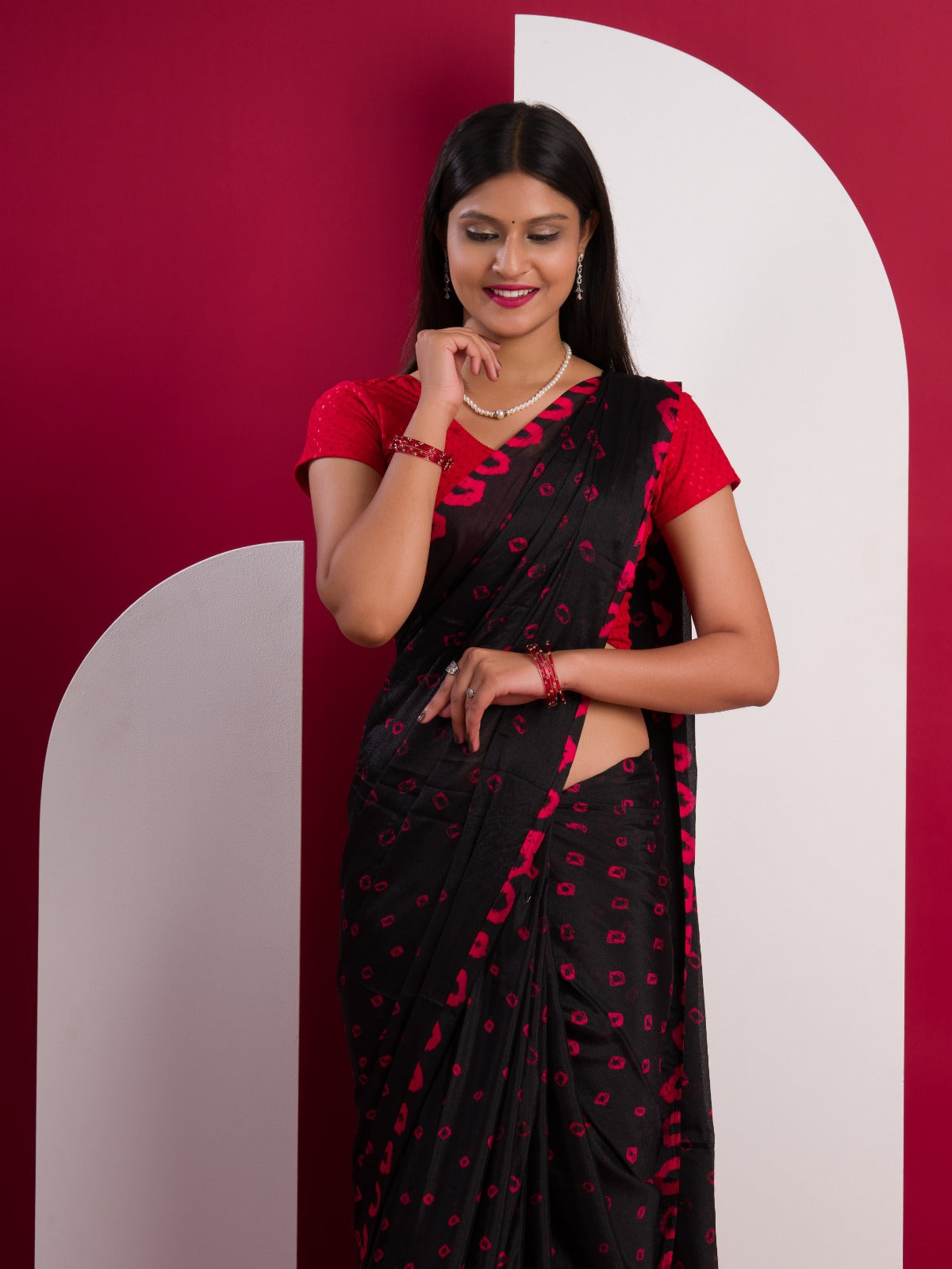 Chinon Silk Bandhani Style Saree in red and black colour under 1000