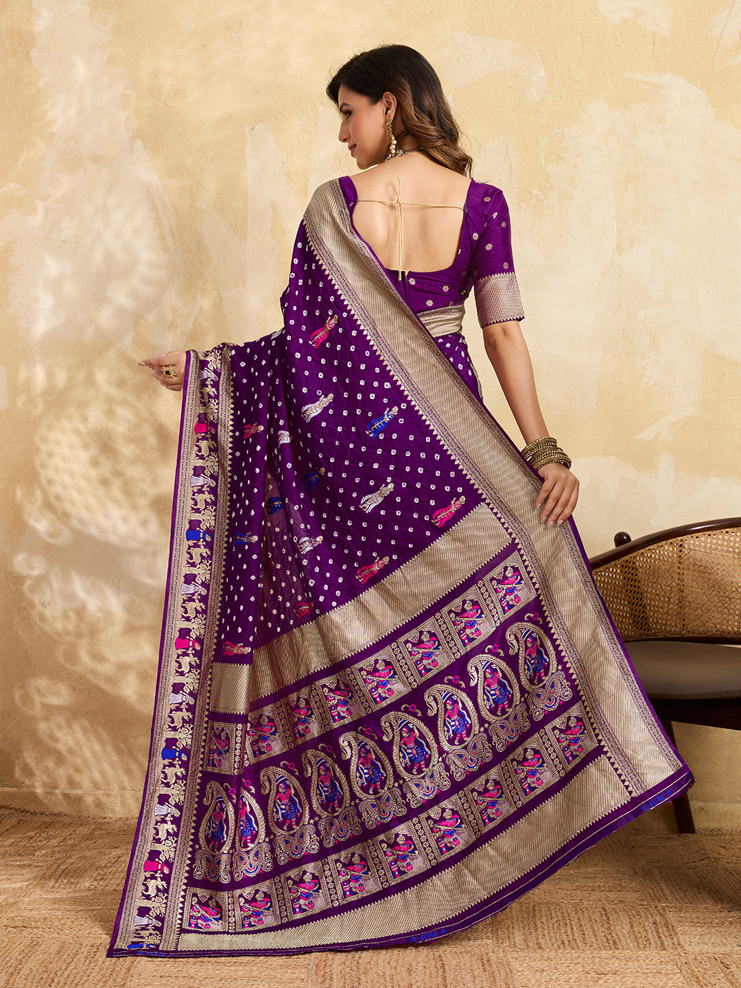 Buy Premium Silk Saree with Beautiful Silver Zari Weaving Tanmira 