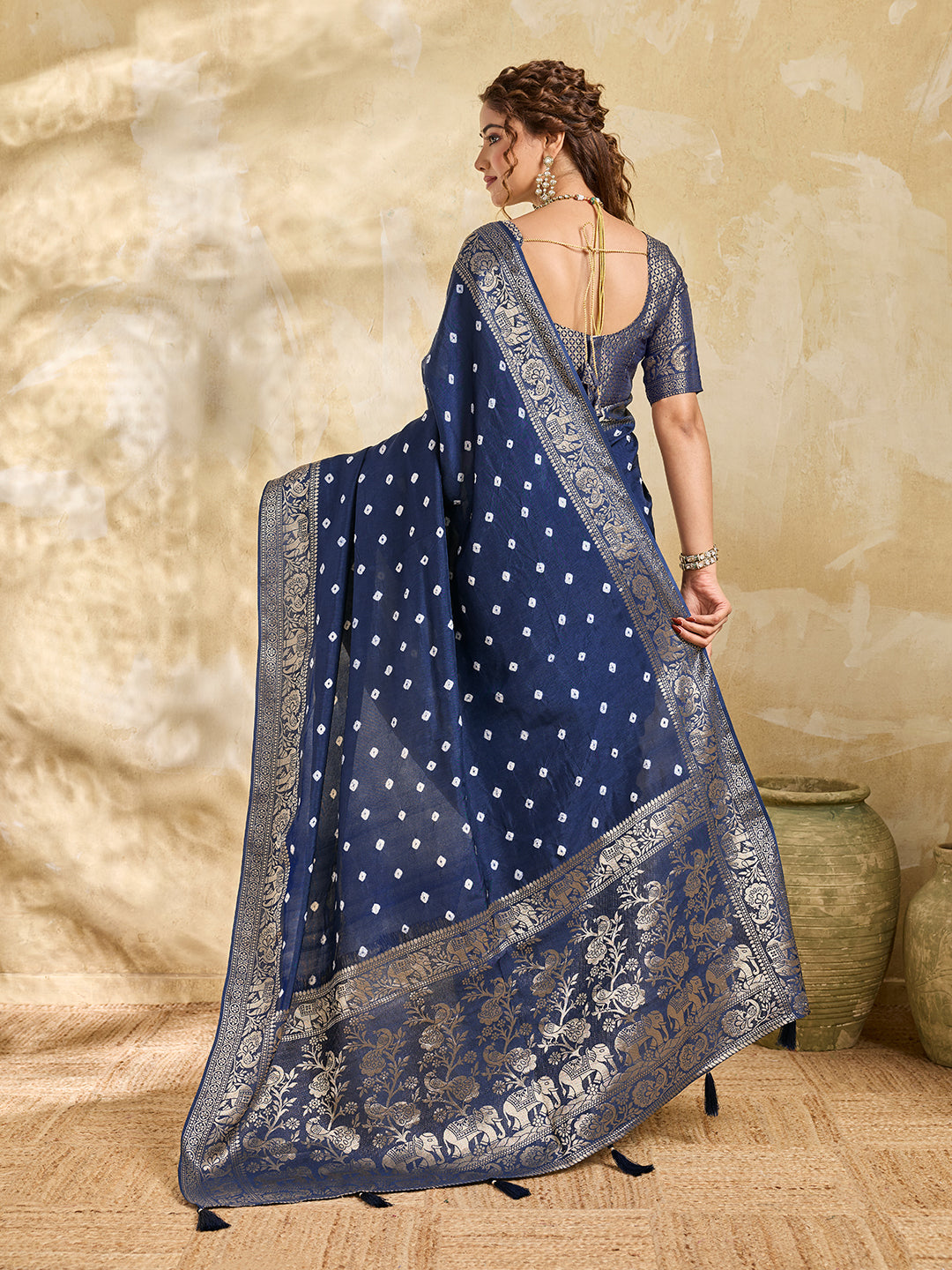 Buy Bandhani Saree With Festive Wear Tanmira