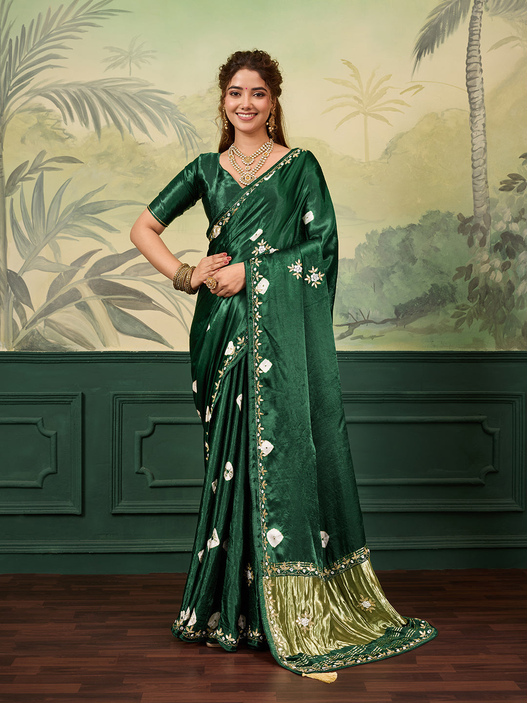 Buy Designer Saree with Handcrafted Cutdana Work Tanmira 