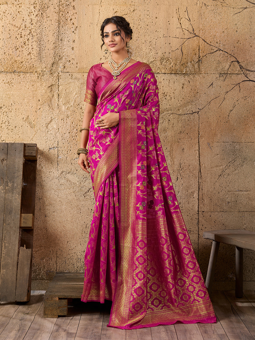Tanmira  New Elegant Dola Silk Saree in Banarasi Style – Casual & Festive Wear  DC