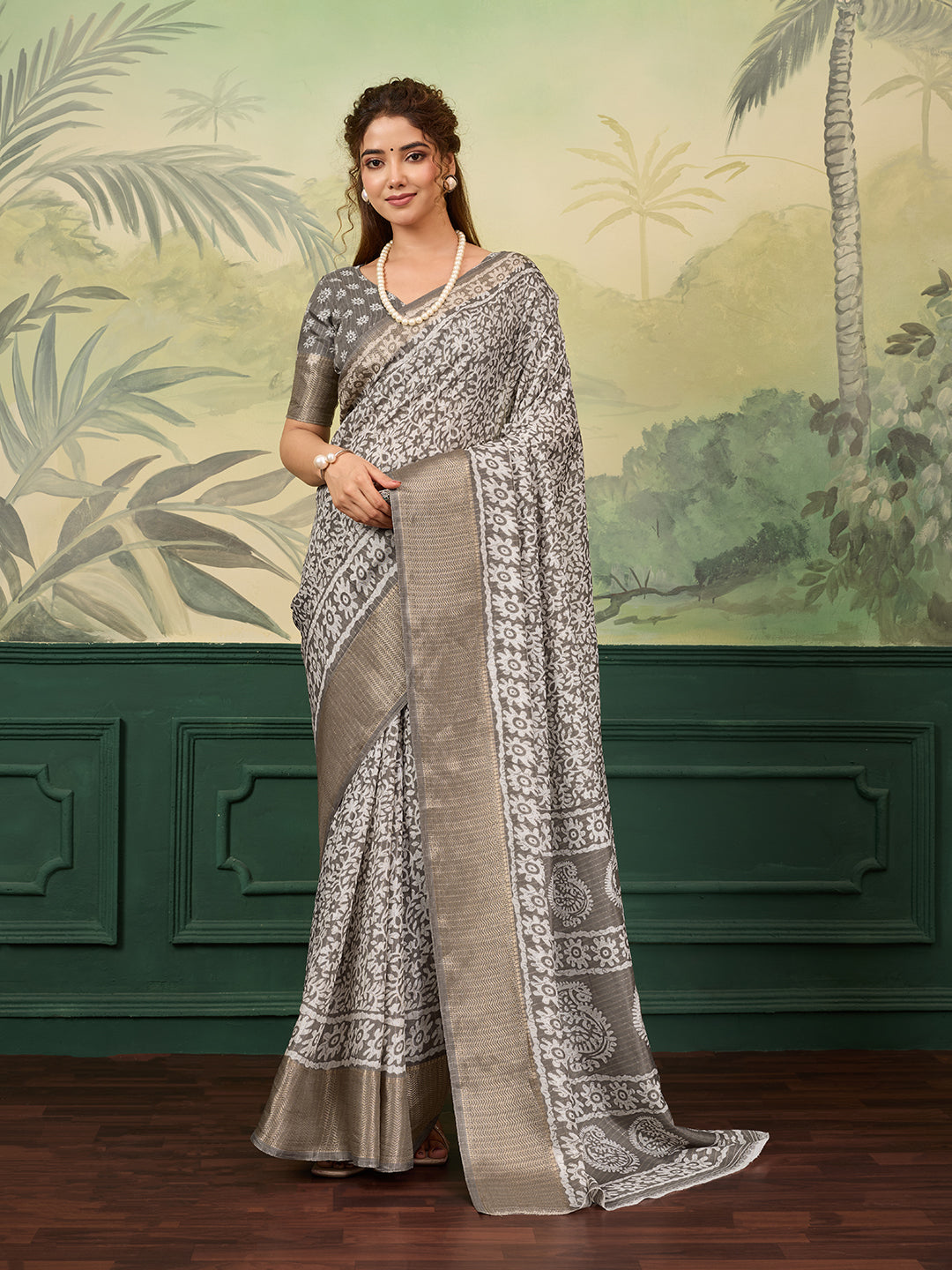 Tanmira  New Arrival Cotton Silk Batik Printed With Zari Border Work Saree STL