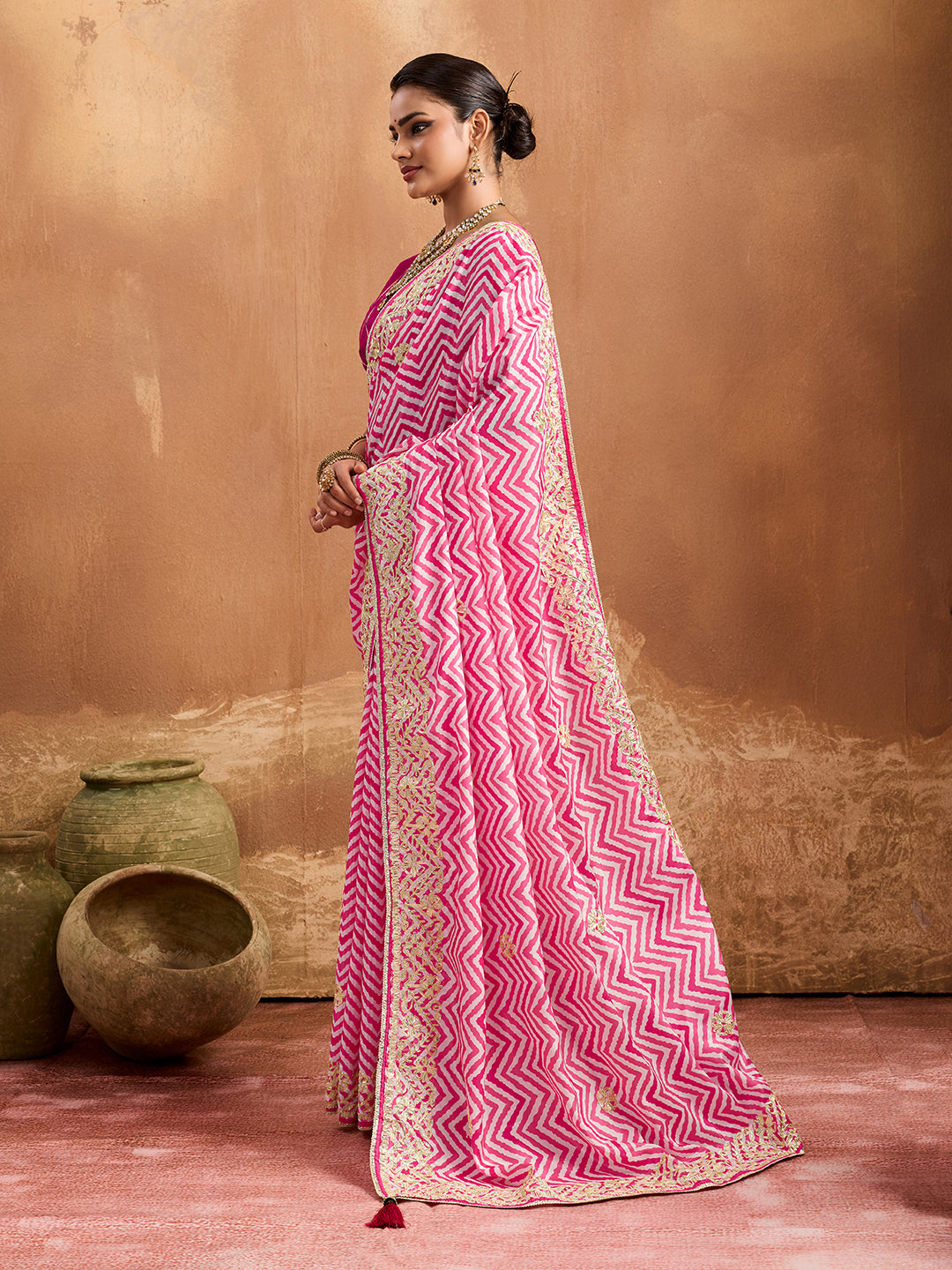 Tanmira  Exclusive New Lightweight Chinon Silk With Gotapatti Work Saree SNA