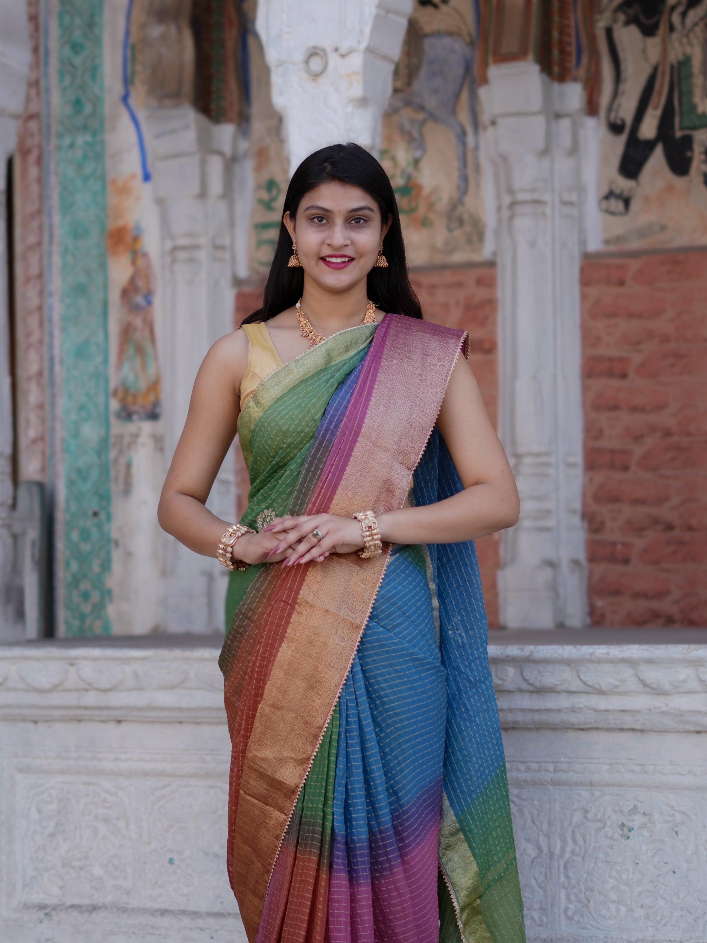 Buy Banarasi Organza Saree With Festive Wear Tanmira  image 4