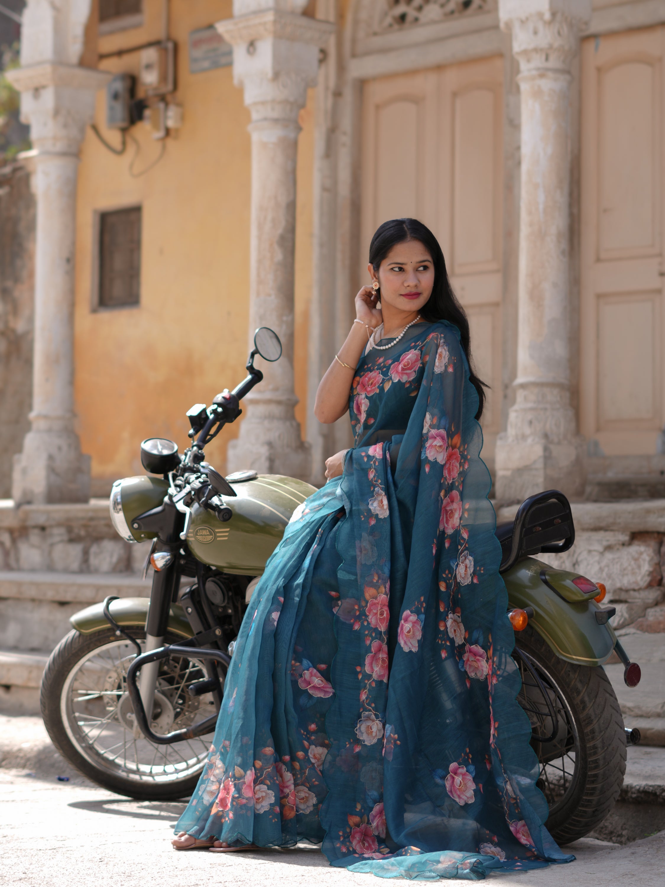 Buy Printed Saree for Everyday Casual Wear Tanmira  image 2
