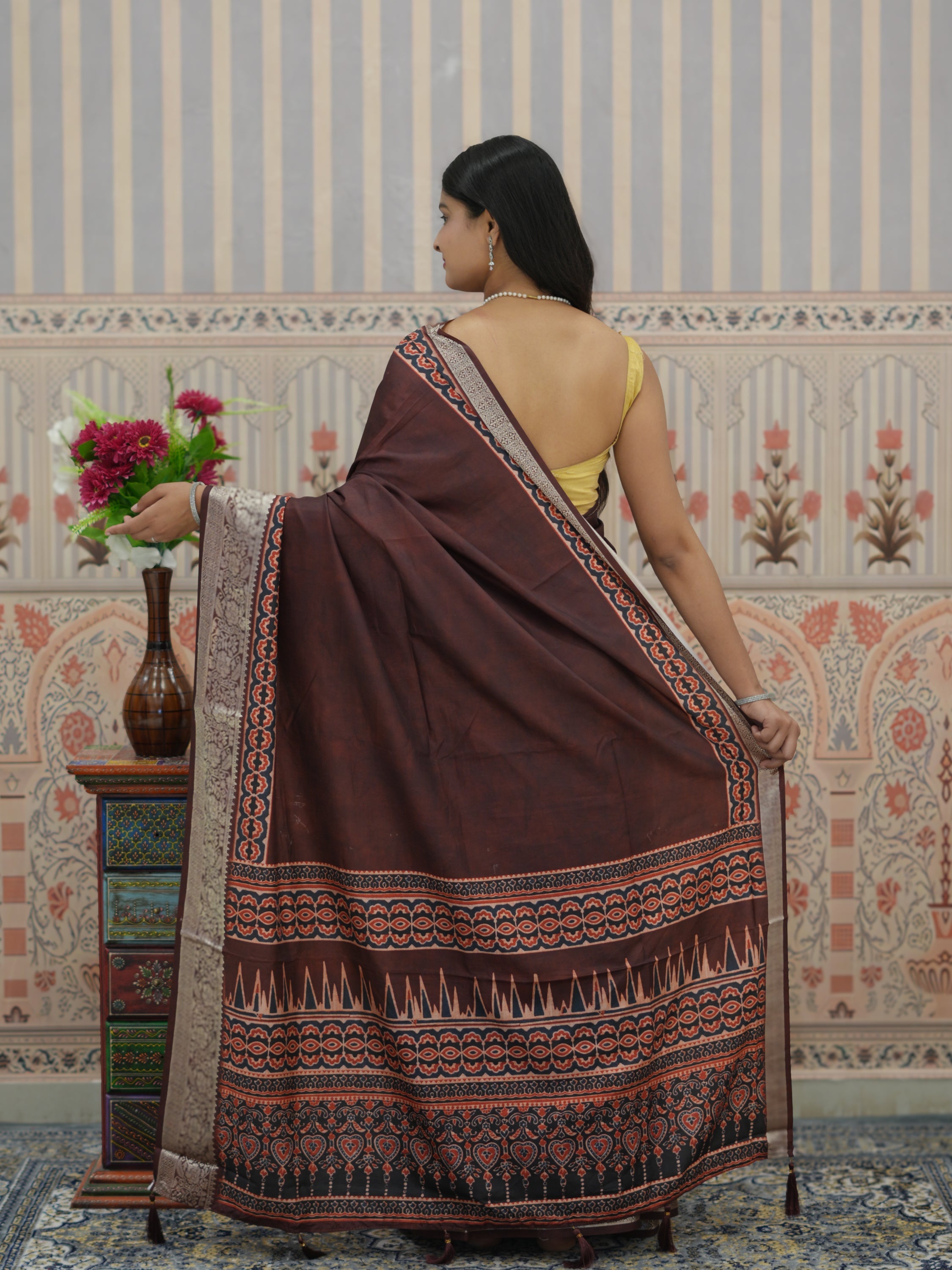 Buy Beautiful Upada Silk Banarasi Style Saree Tanmira 