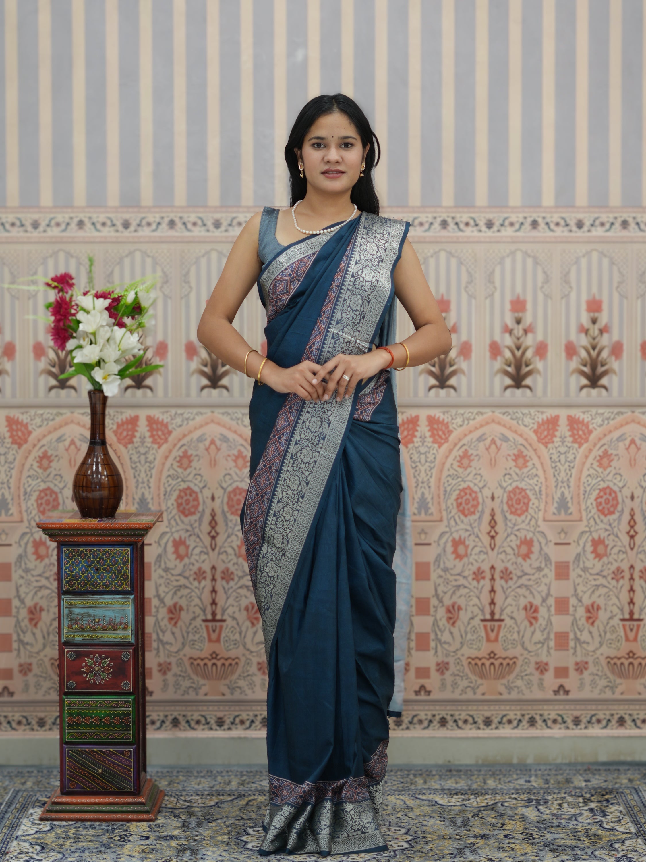 Buy Banarasi Saree With Wedding Wear Tanmira 