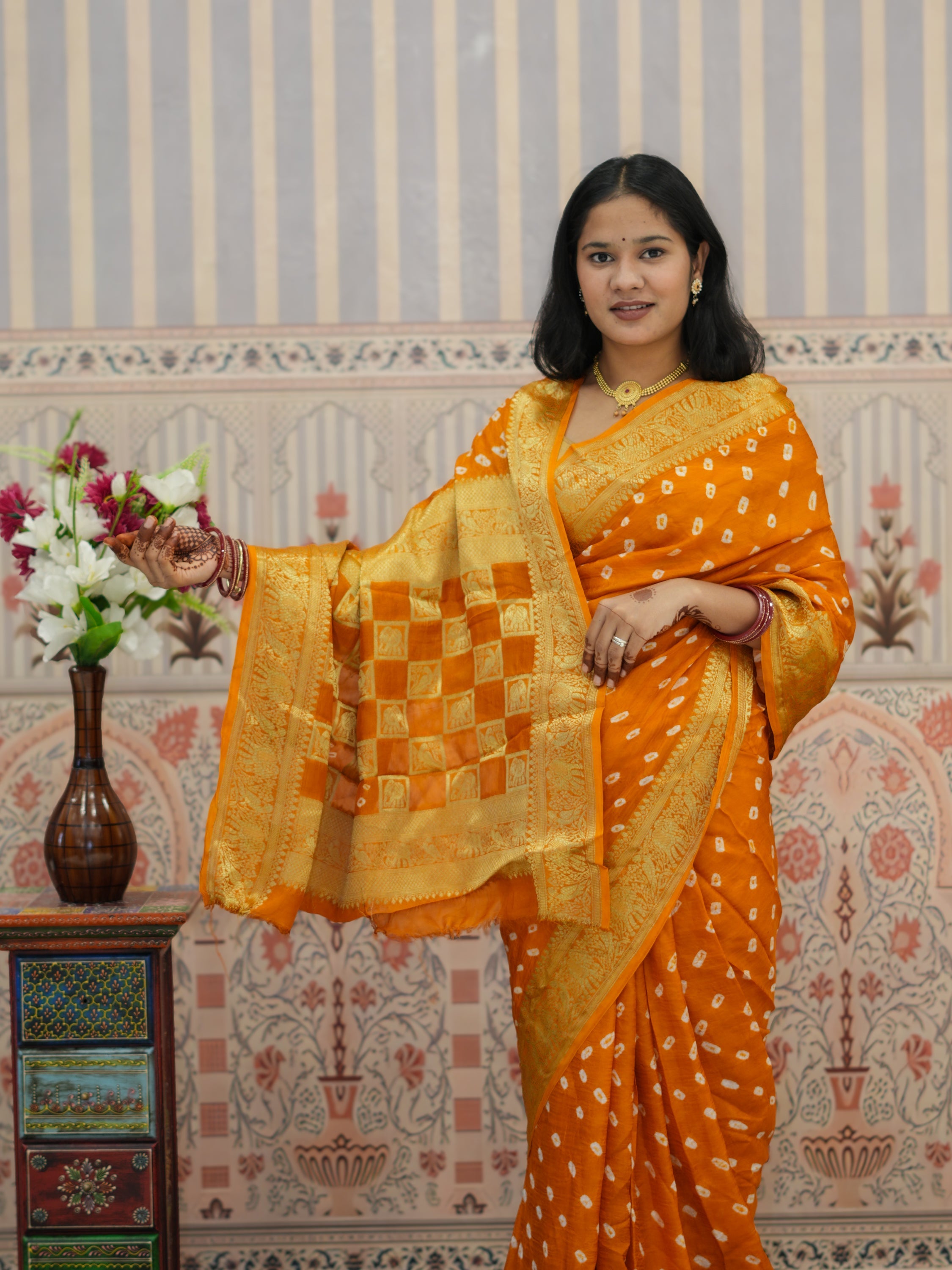 Buy Bandhani Saree With Viscose Silk Tanmira 