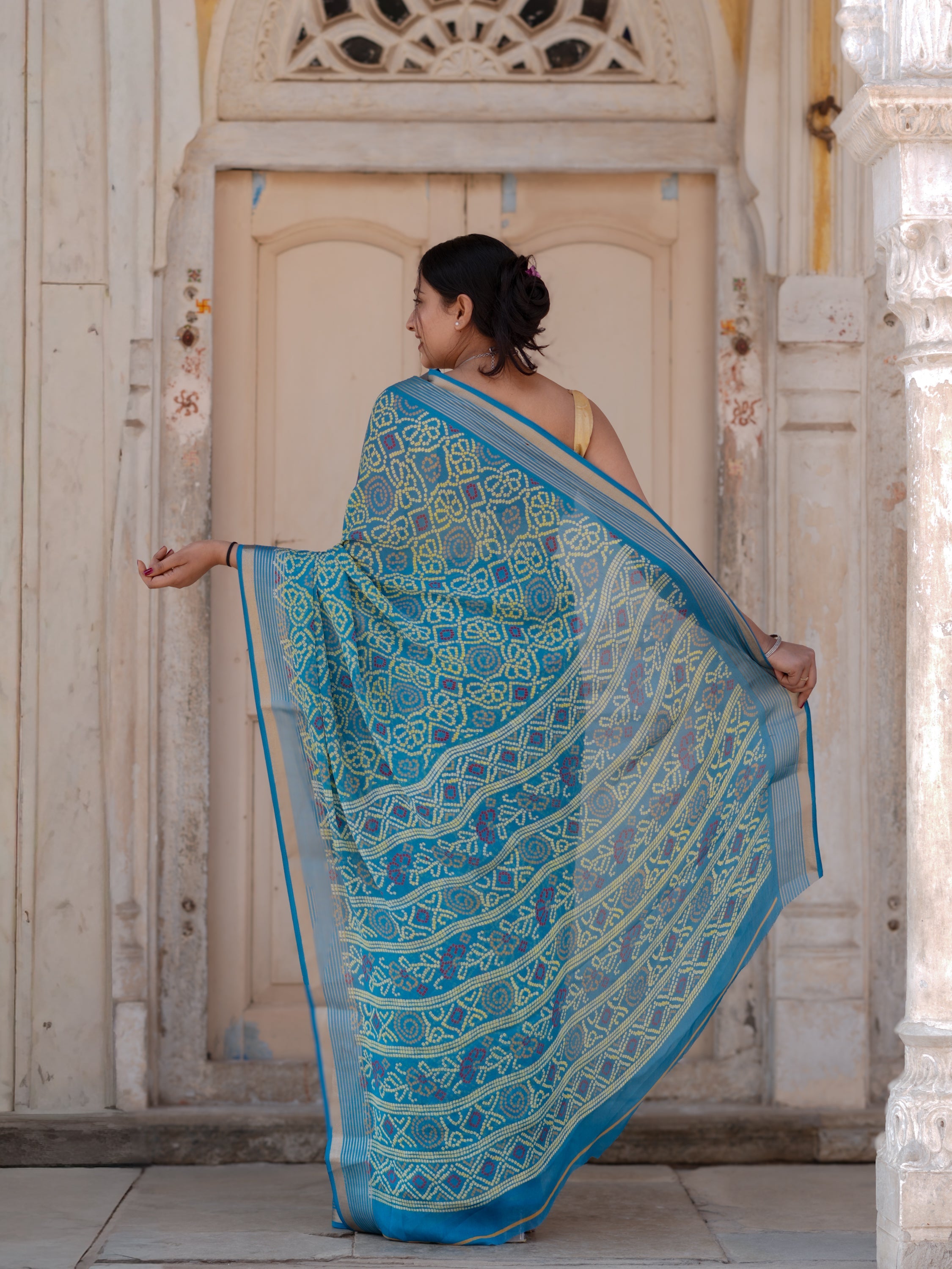 Buy Casual Style Chiffon Saree Tanmira  Image 6