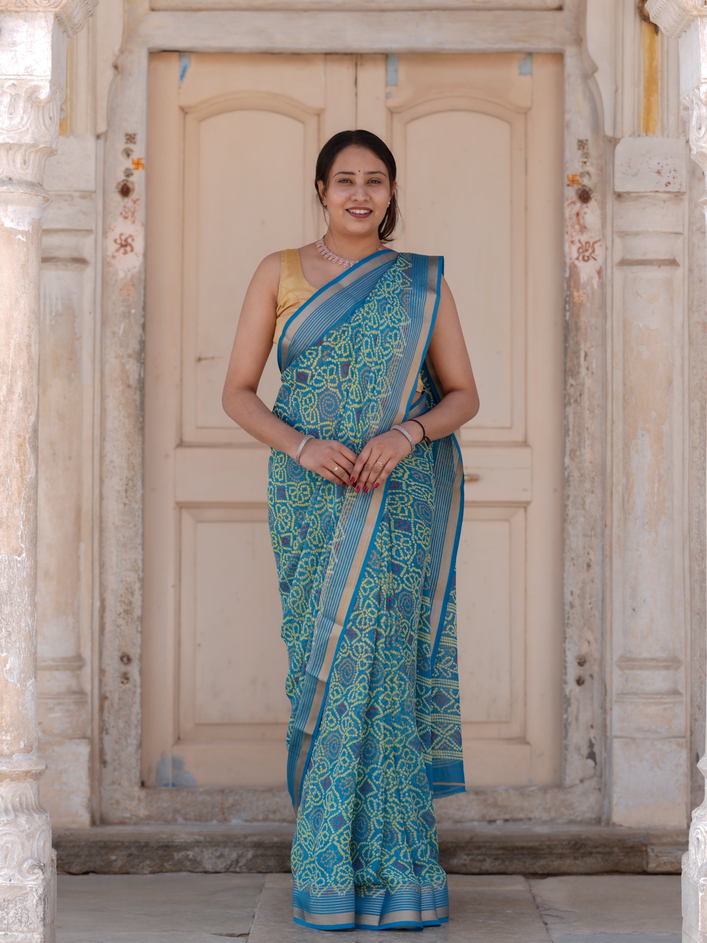 Buy Casual Style Chiffon Saree Tanmira  Image 3