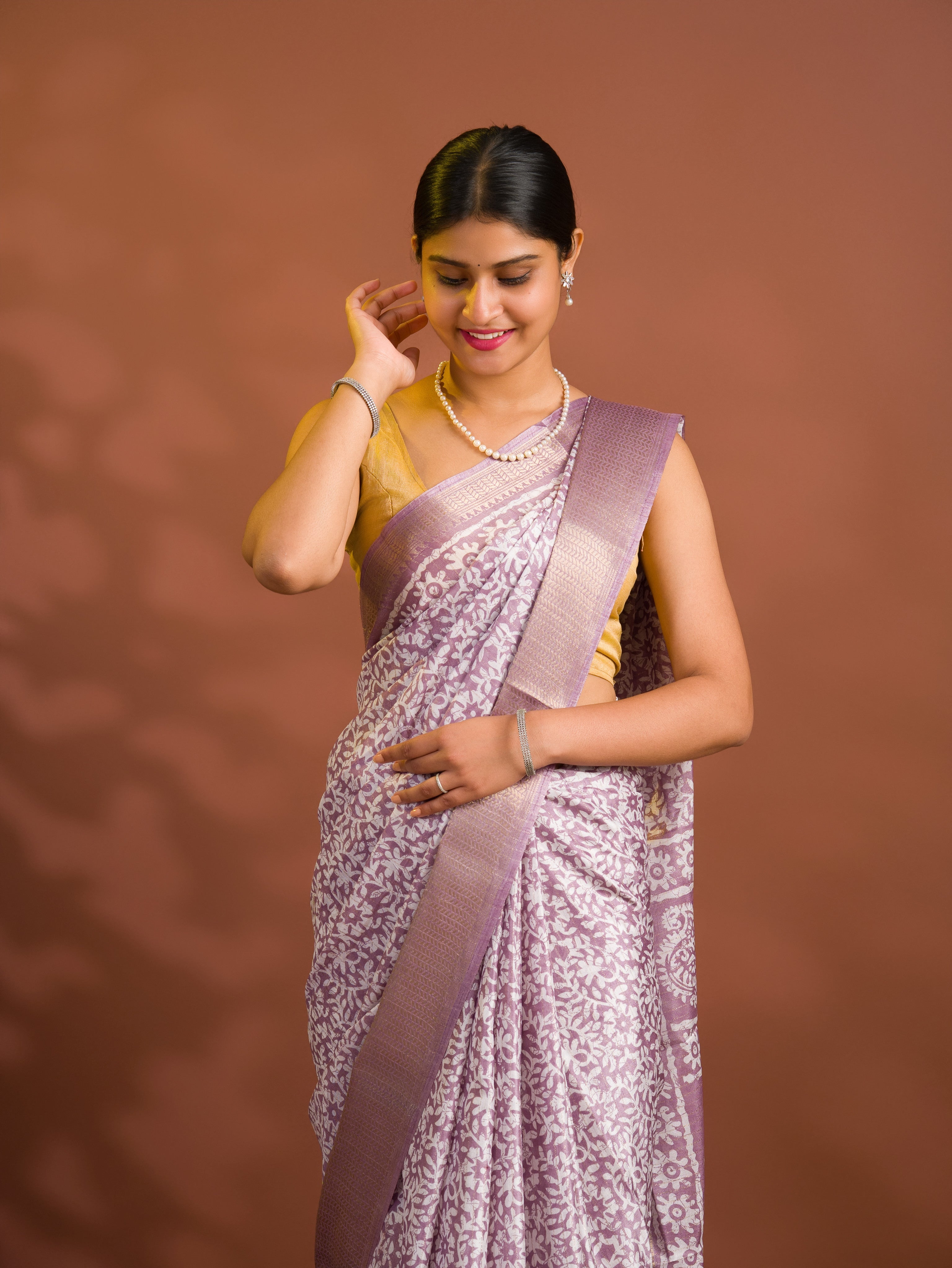 By Printed Style With Zari border