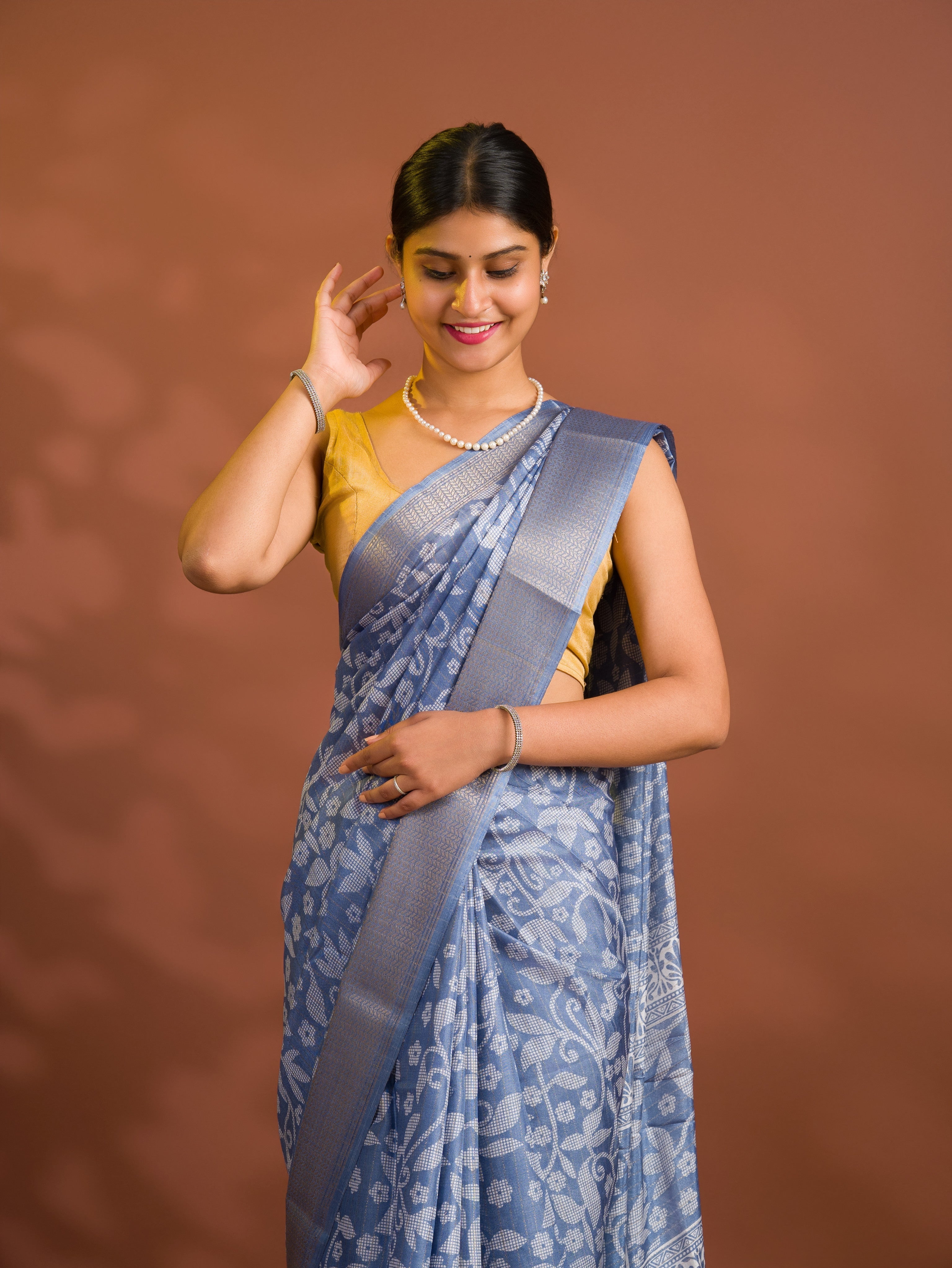 By Printed Style With Zari border